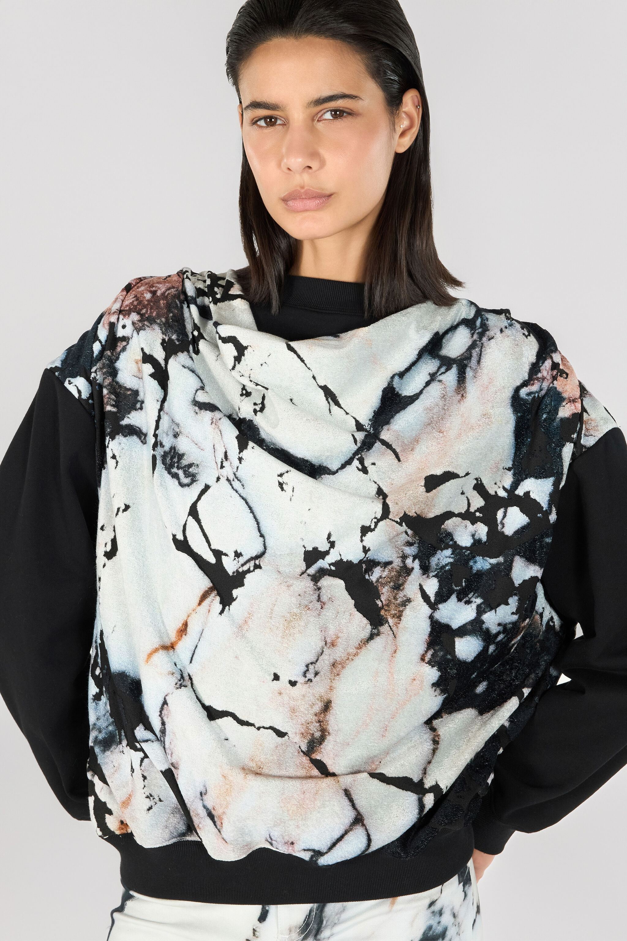 RC Marble print sweatshirt Black/White TWT680-CF020