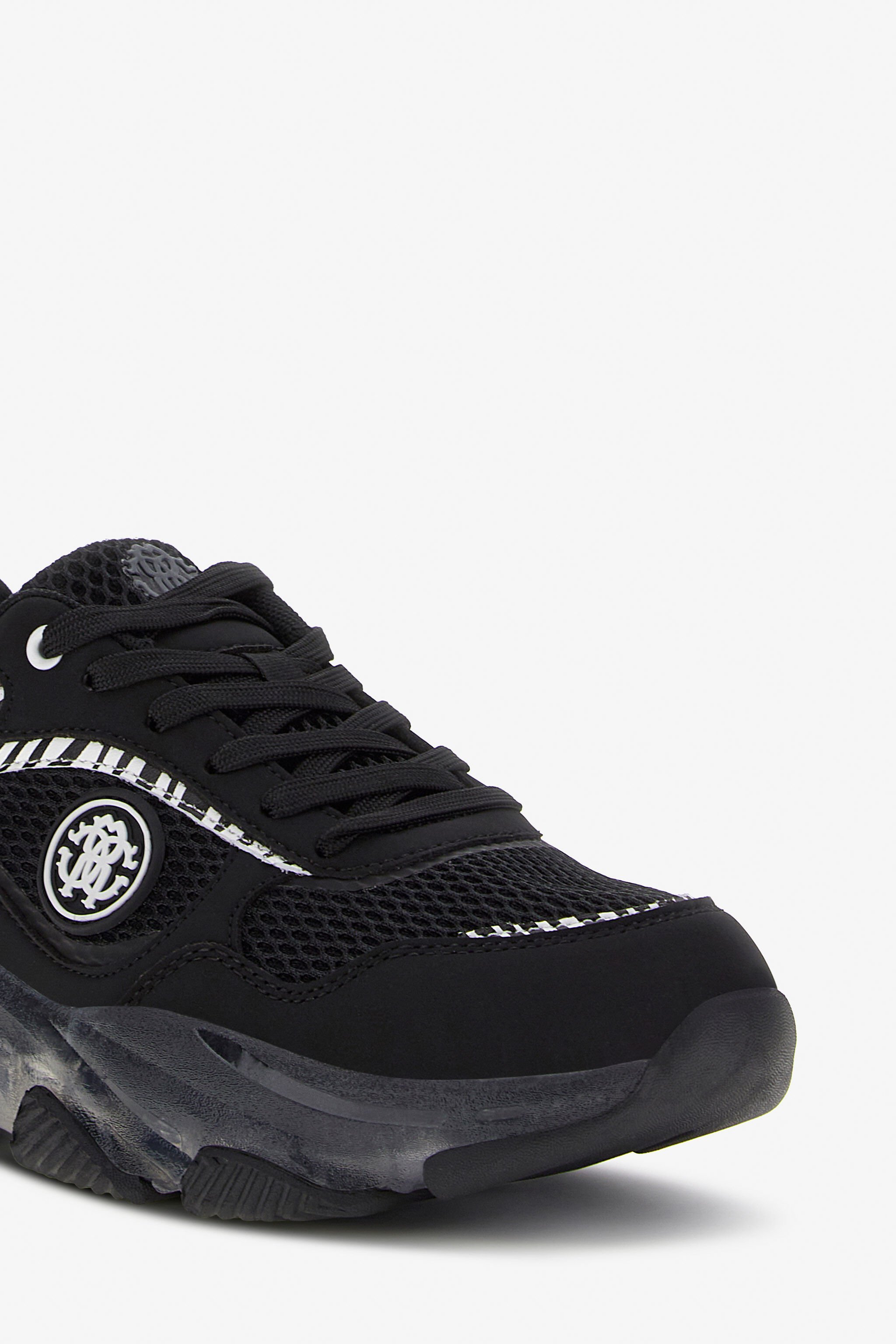 RC RC logo Sneakers Black NOS00F-FTO03
