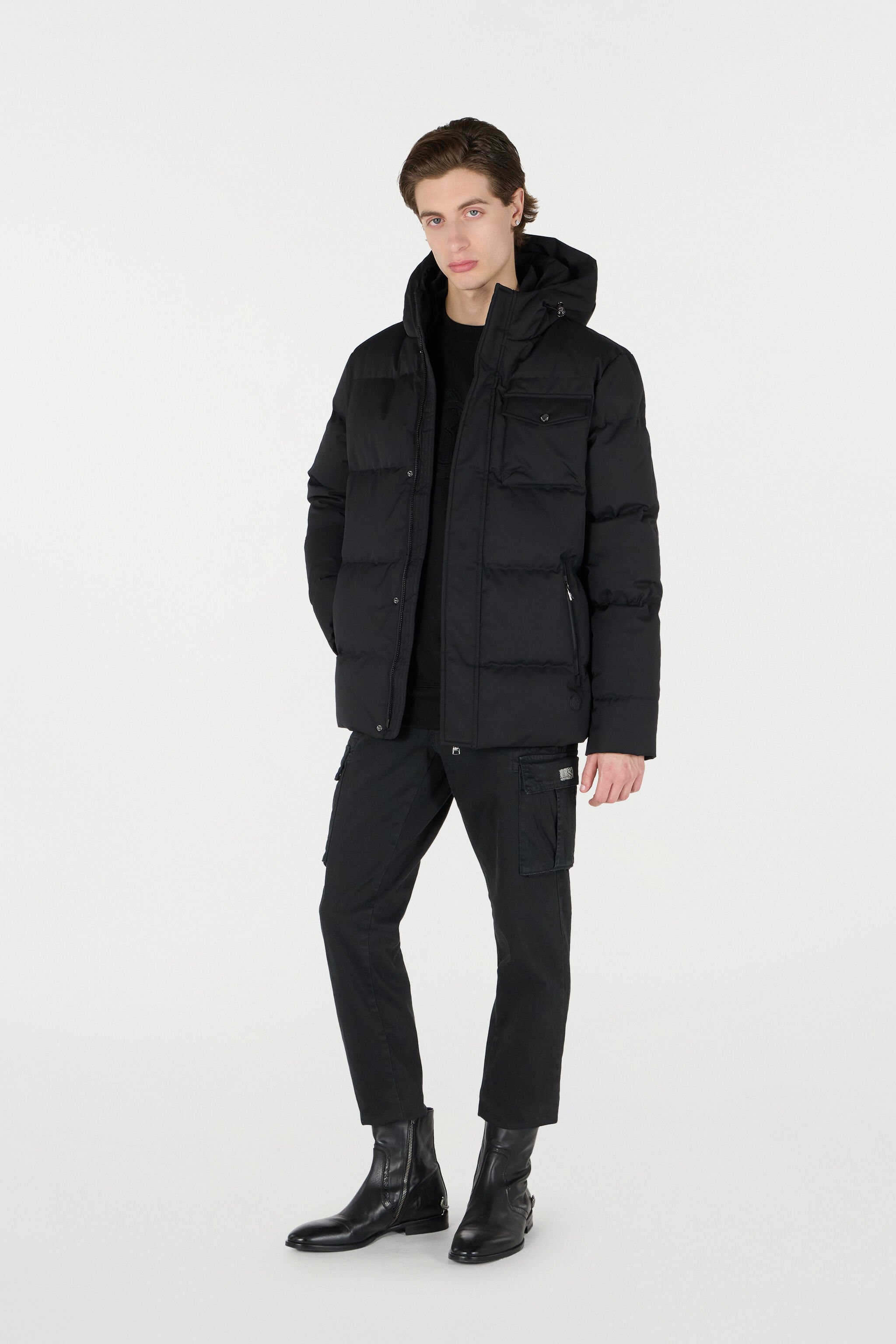 RC Chaqueta Acolchada Negra con Capucha Negro OOT40F-DJ001