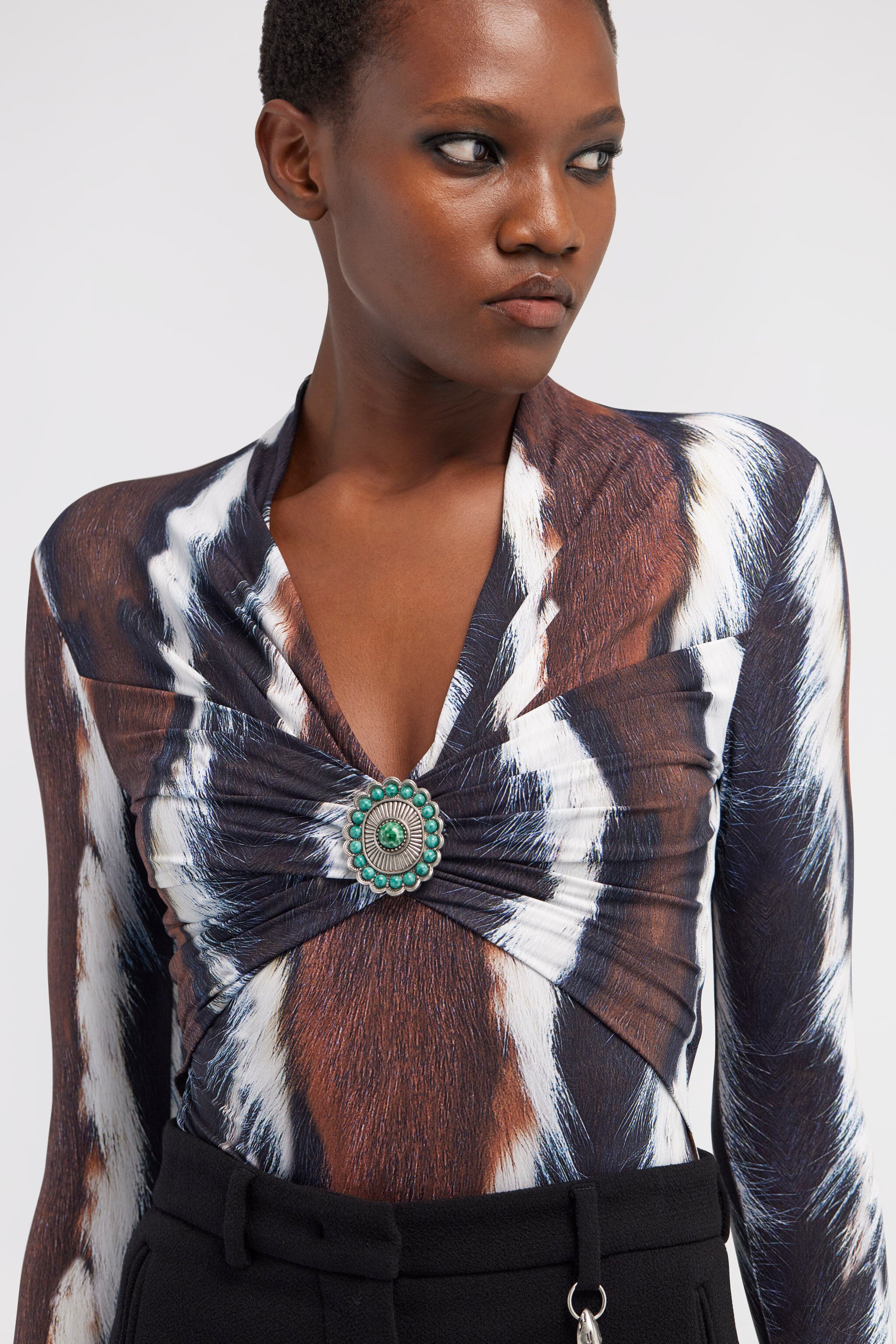 RC Top with decoration and ruches Dark brown/White RKT605-LNH05
