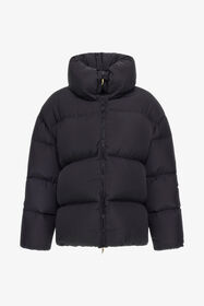 ${brand} Daunenjacke mit hohem Kragen ${colorDescription} ${masterID}