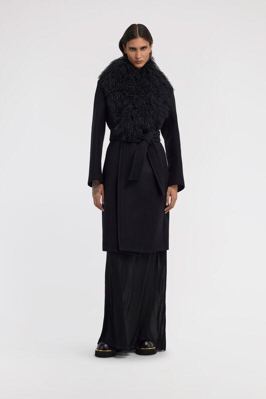 RC Coat with fur collar Black TKQ520-GA061