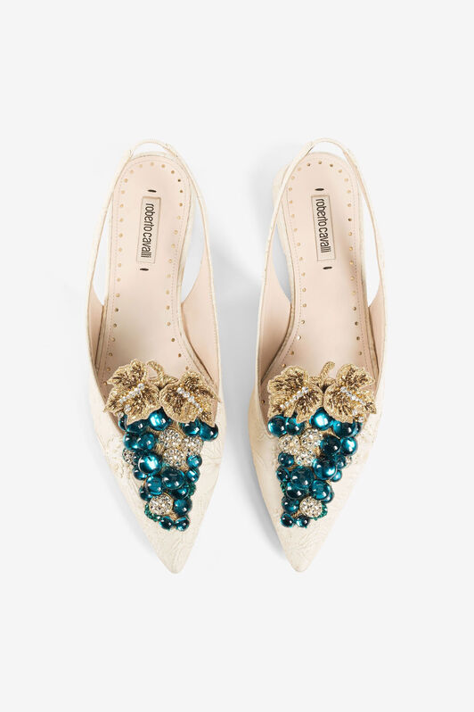 RC Le Pettegole Grape-Embellished Slingback Pumps RC Le Pettegole Grape-Embellished Slingback Pumps Ivory QWS009-FT228