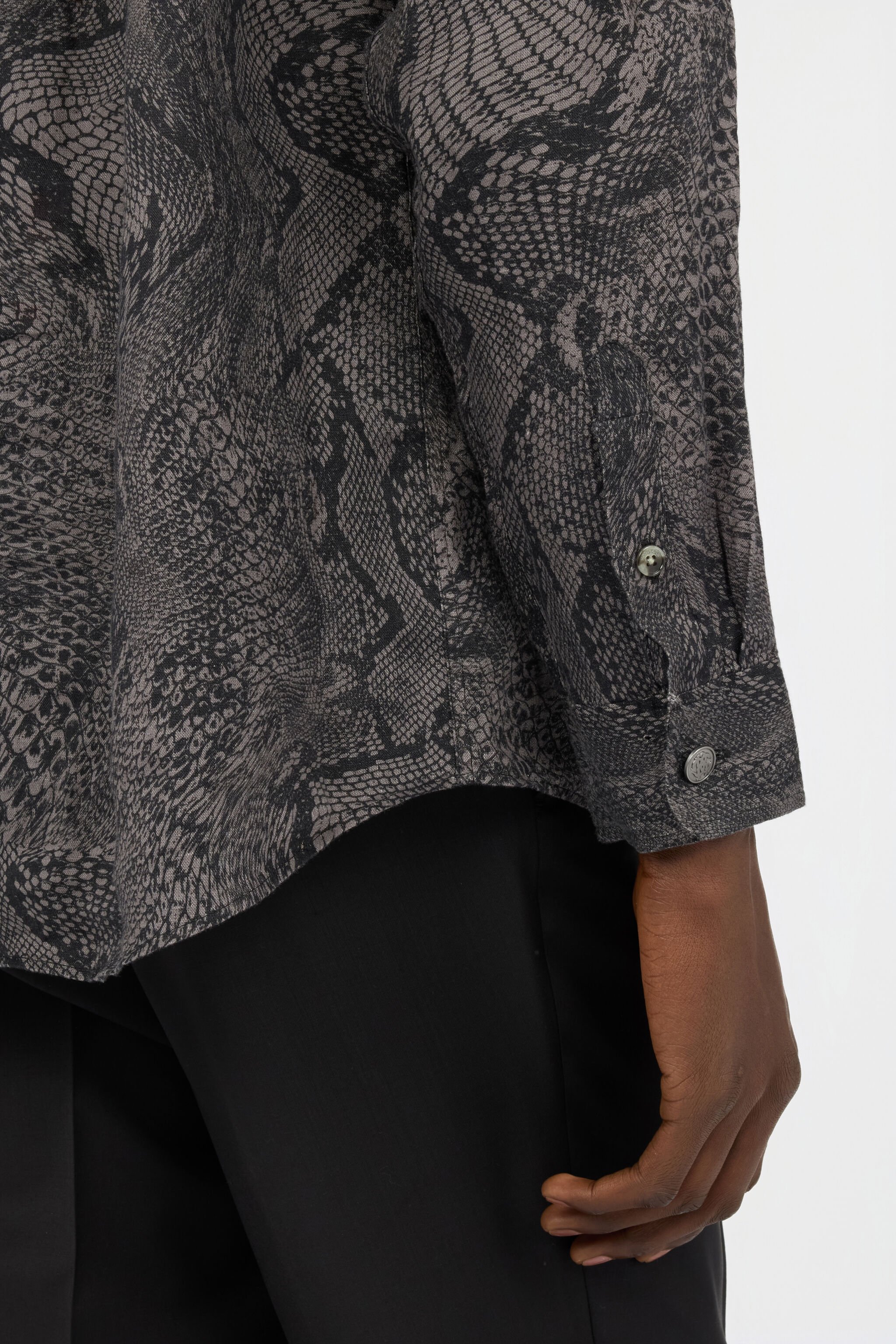 RC Python Print Shirt BLACK SOT70I-LG001