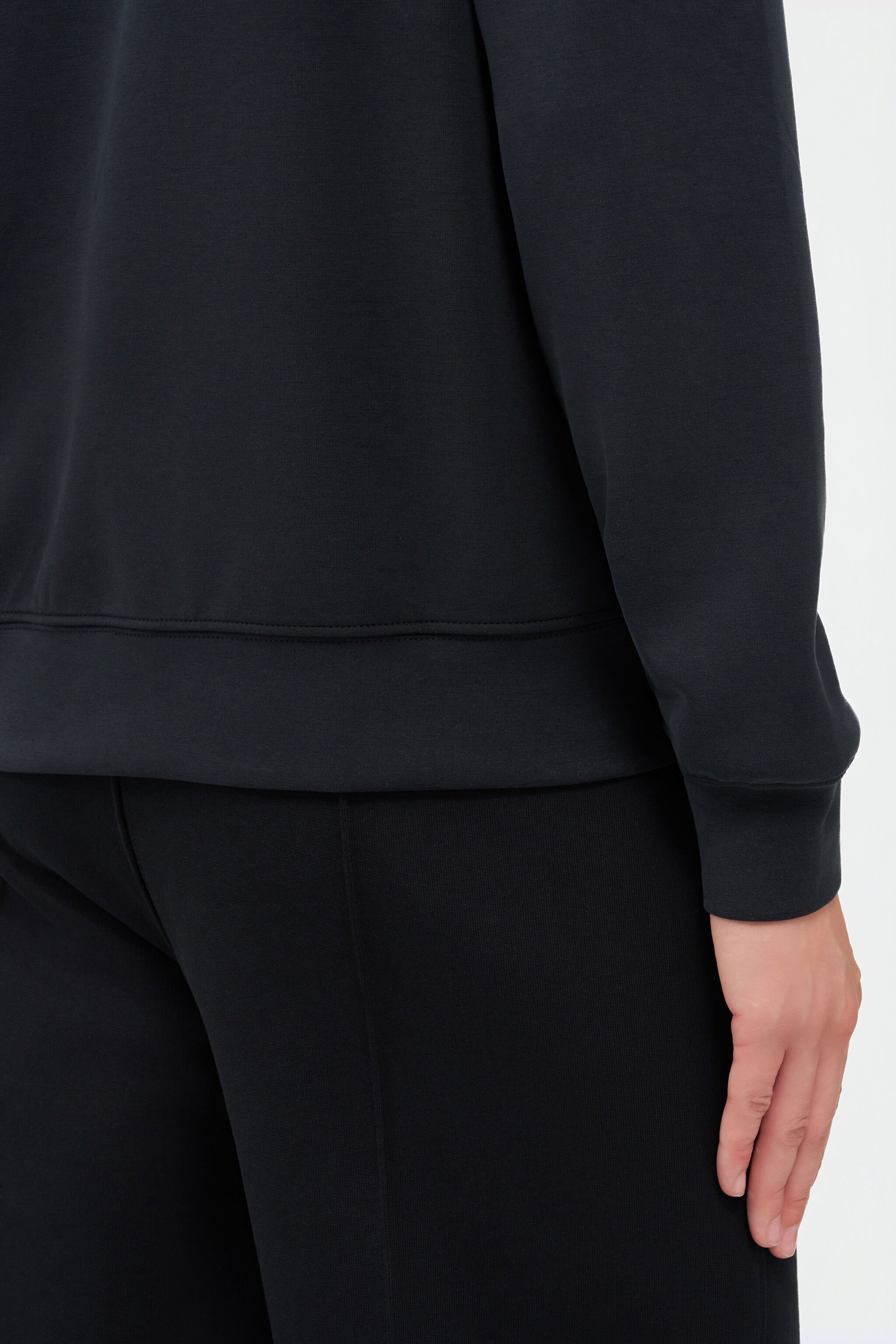 RC Black Logo Sweatshirt BLACK QOT66A-CF054