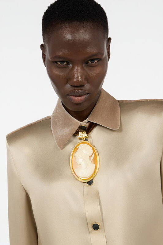 RC Black Choker With Caramel Cameo Pendant RC Black Choker With Caramel Cameo Pendant ORO/NERO/CARAMELLO/B VWG007-AM131
