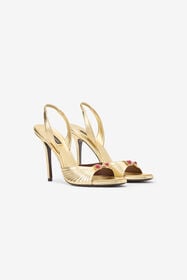 ${brand} Sandalias doradas con hebilla joya ${colorDescription} ${masterID}