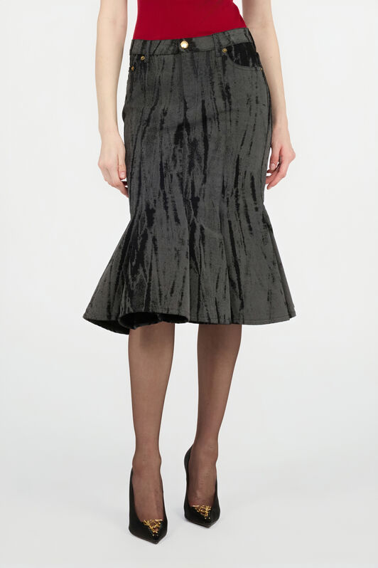 RC Black Skirt in Striated Effect Denim RC Black Skirt in Striated Effect Denim Black VWJ307-DE013