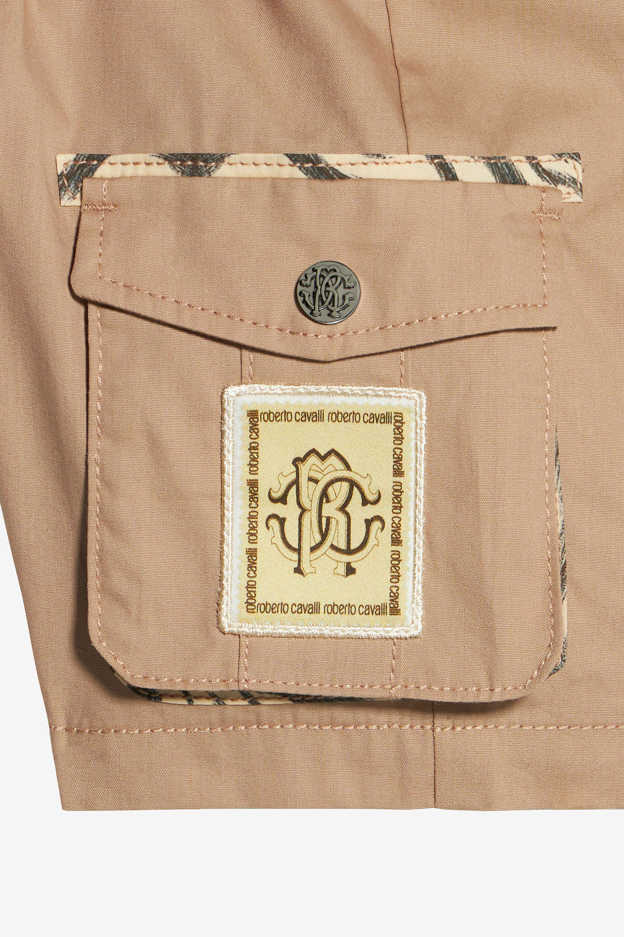 JU Pantalones Cortos Con Parche Logotipo BEIGE UJT210-CH008