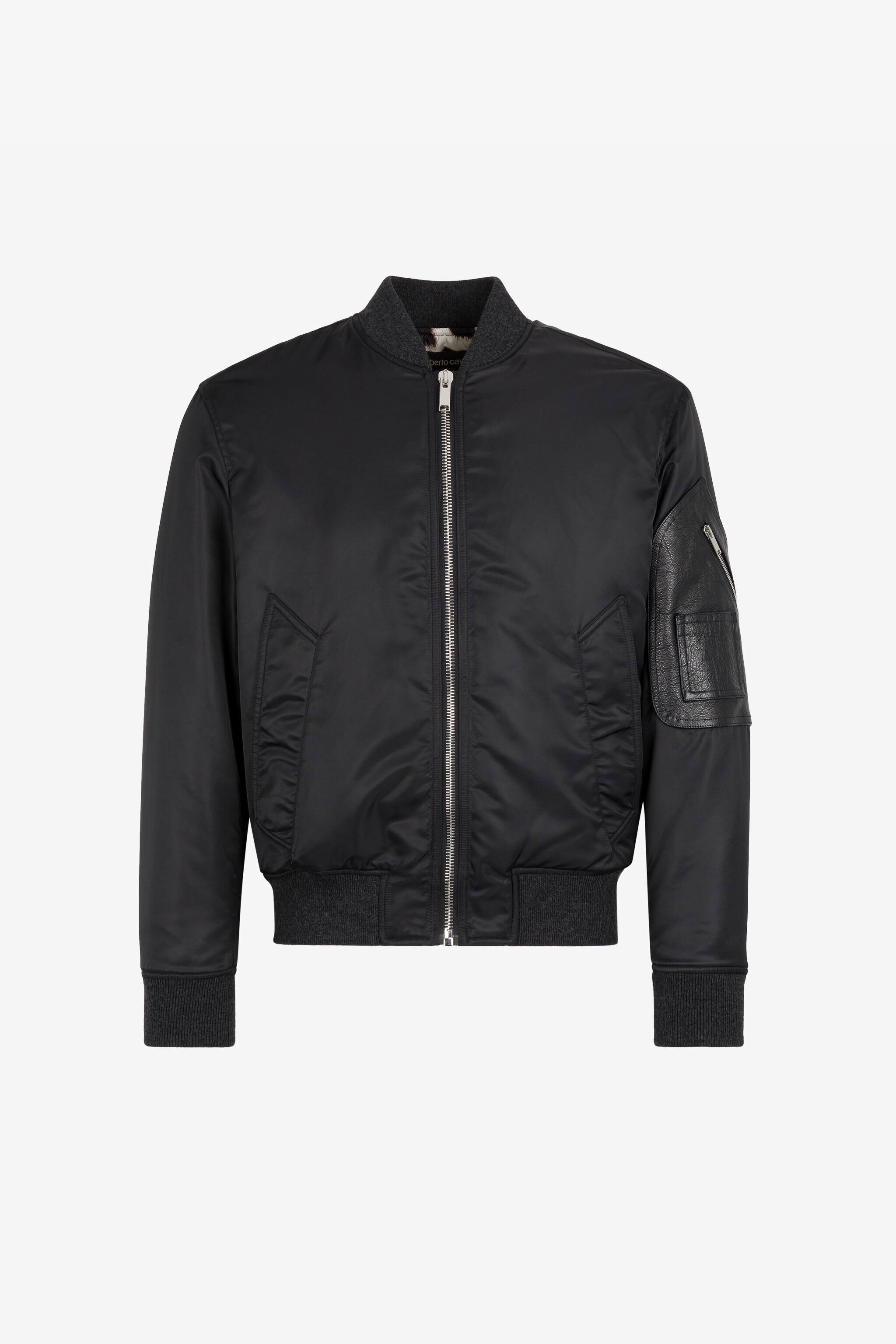 RC Bomber con logotipo bordado Negro RRT406-SB084