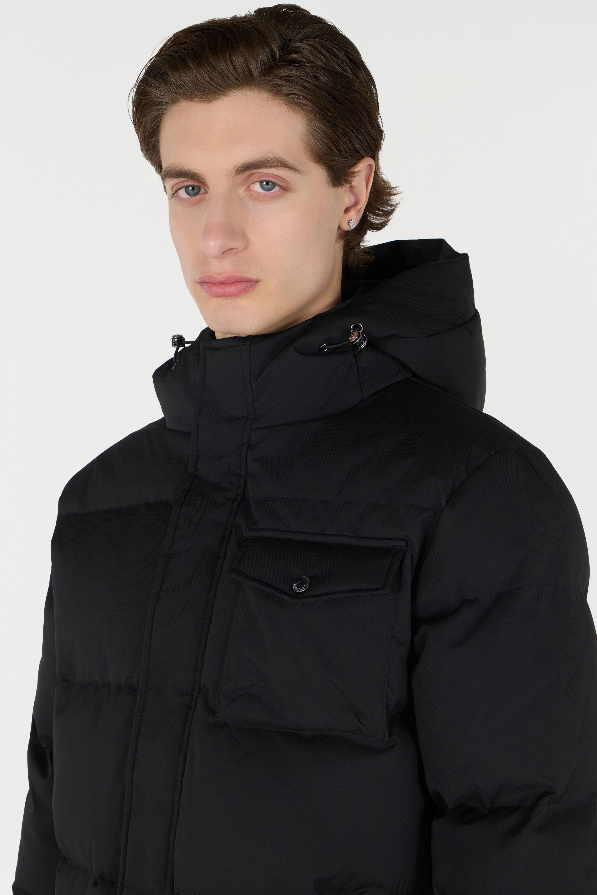 RC Chaqueta Acolchada Negra con Capucha Negro OOT40F-DJ001