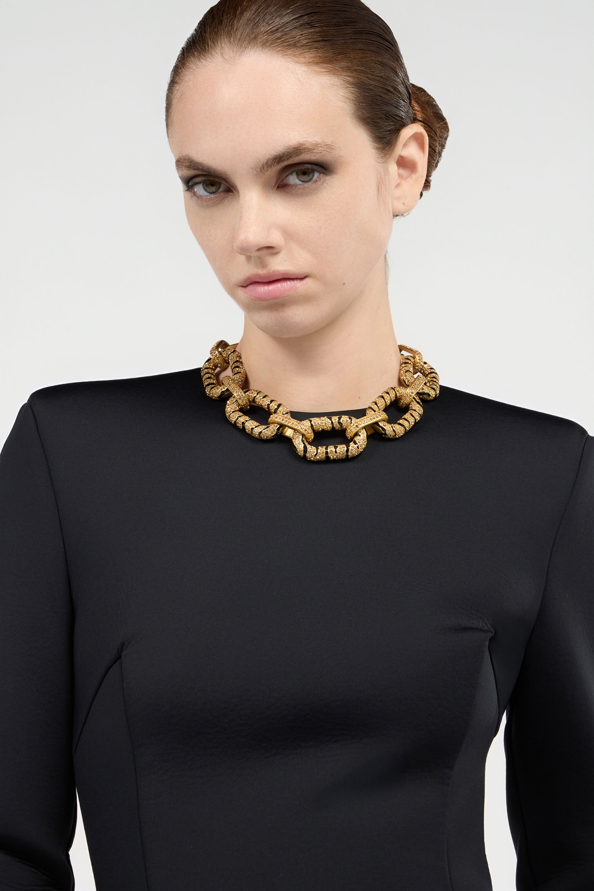 RC Chain Necklace with Crystals and Tiger Skin Design Gold VKG022-AM011