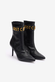 ${brand} Stiefel mit Schriftzug ${colorDescription} ${masterID}