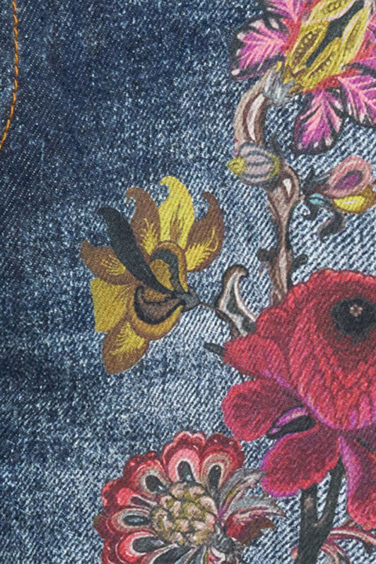RC Blue Denim Jeans With Flowers LUNAR ROCK WNJ210-DL010