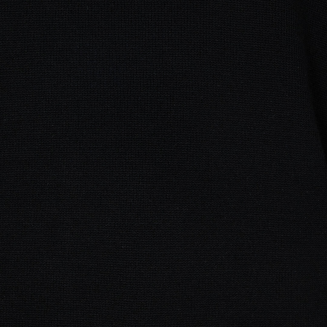 JC Sweater With Lettering Black TFM006-TF026