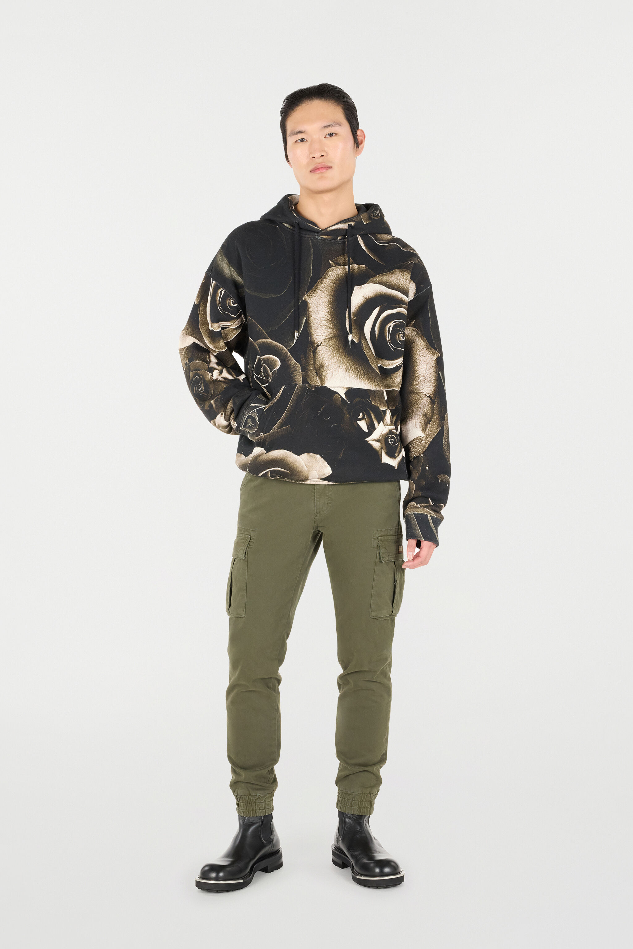 RC Rose-Print Hooded Sweatshirt Black/White URT69B-5ON48