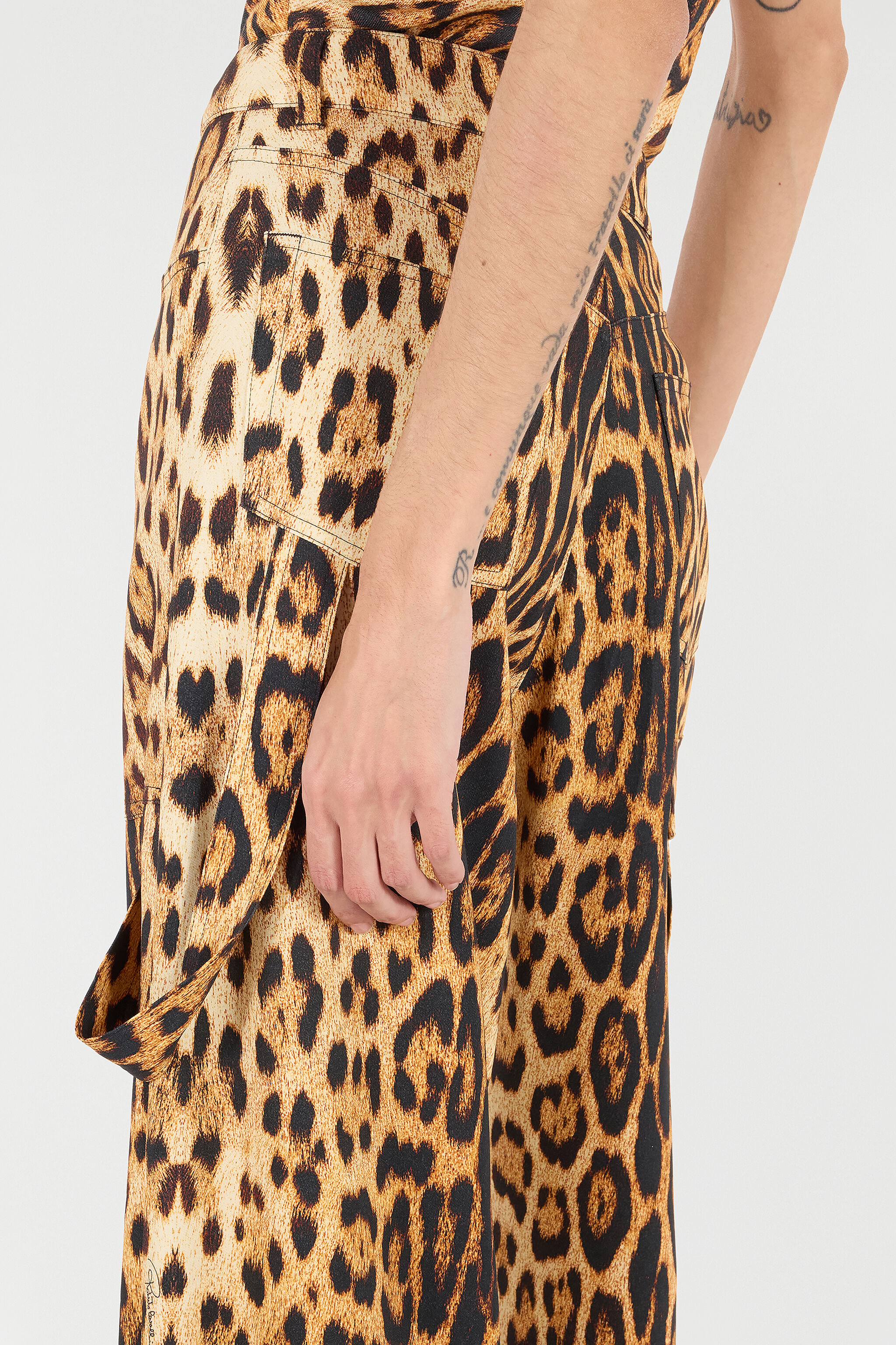 RC Pants with Jaguar Skin Print Braun VKT202-ORP73
