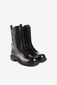 ${brand} Logo-plaque leather boots ${colorDescription} ${masterID}