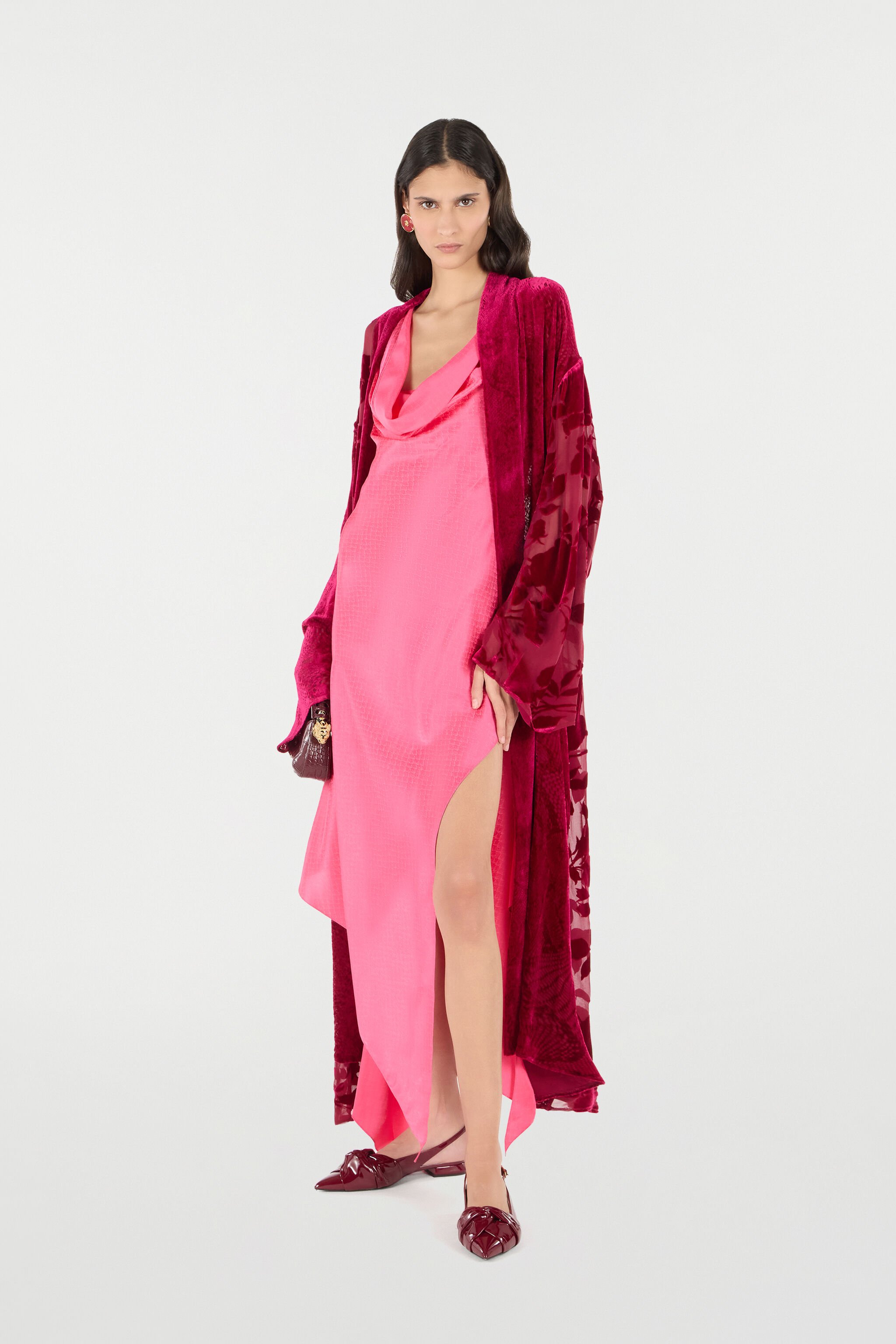 RC Robe With Rose And Python Pattern Red UKT502-VNN56