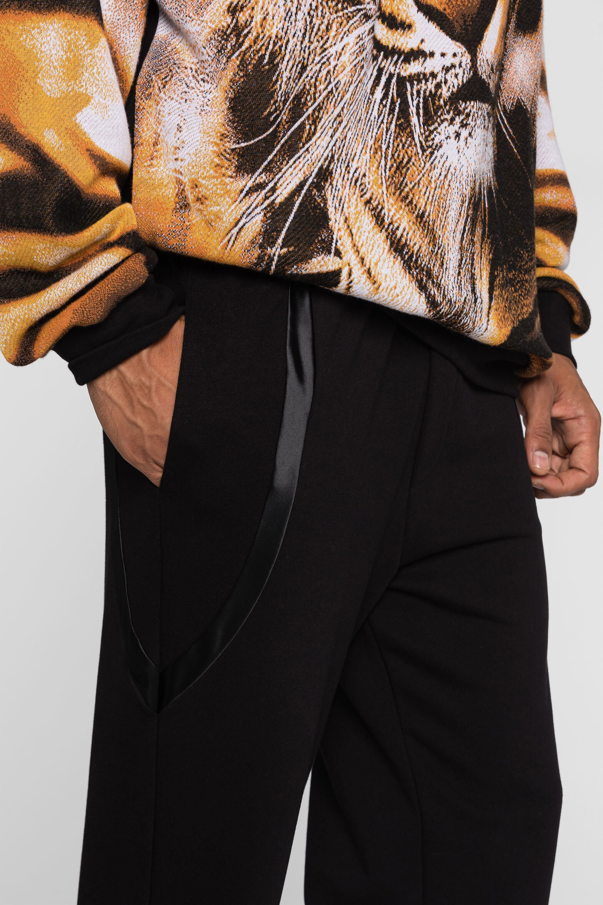 RC Tiger Tooth Sweatpants Black ORT25G-CF050
