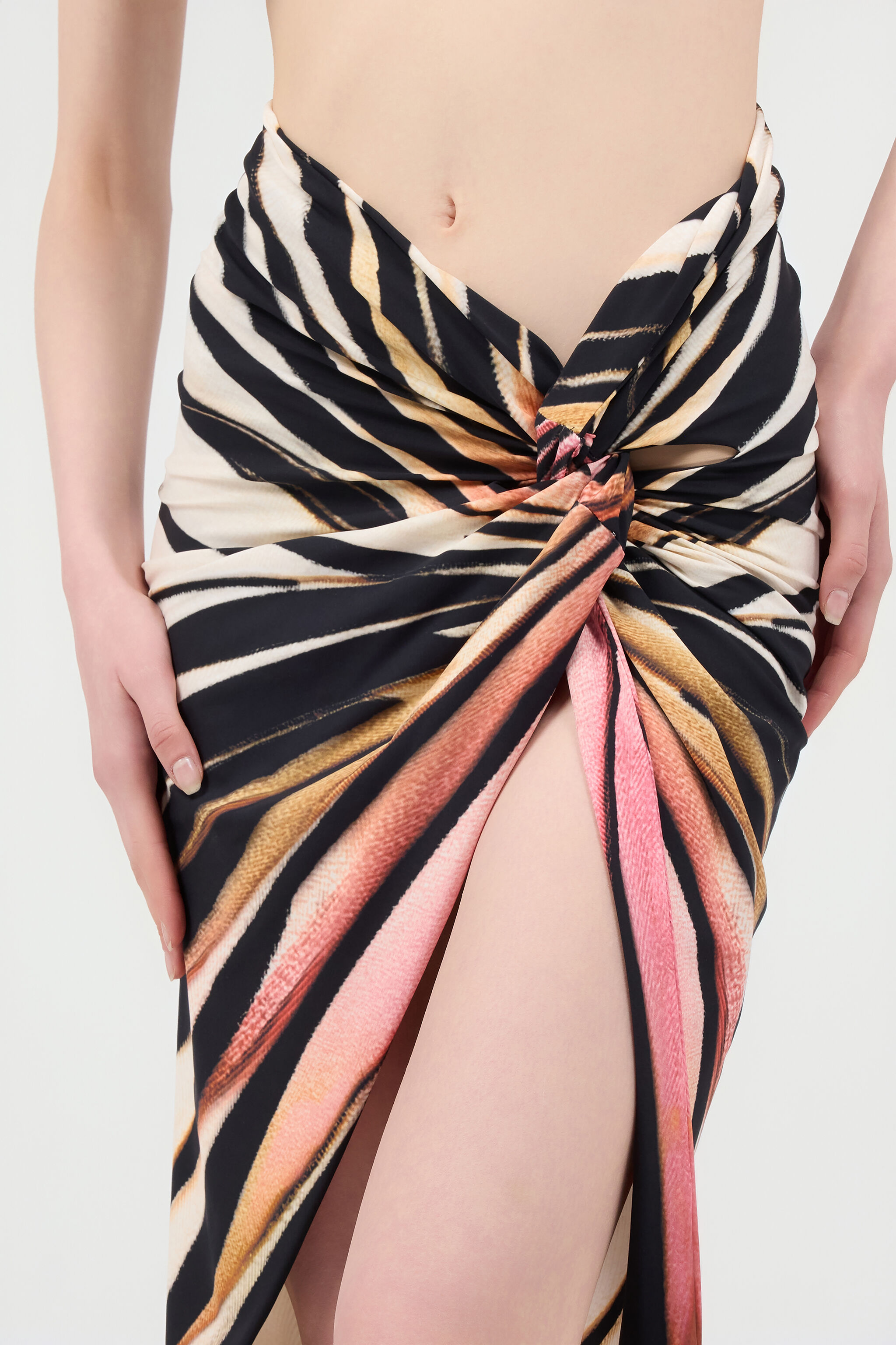 RC Sarong With Ray Of Pink Print Pink VKW016-HVM33