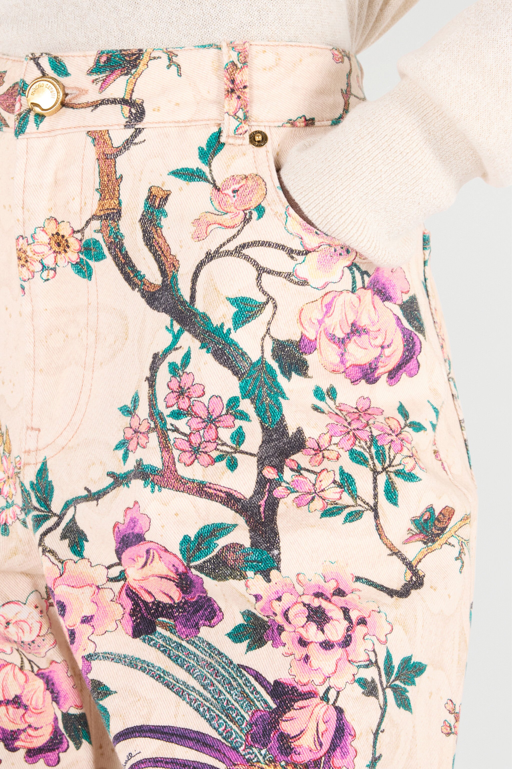 RC Jeans with Floral Print Ivory/Pink VKJ207-DAP76