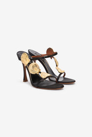 ${brand} Sandalen Mit Goldenen Muscheln ${colorDescription} ${masterID}