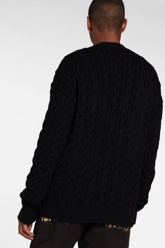 RC Sweater Black NNM631-MR001