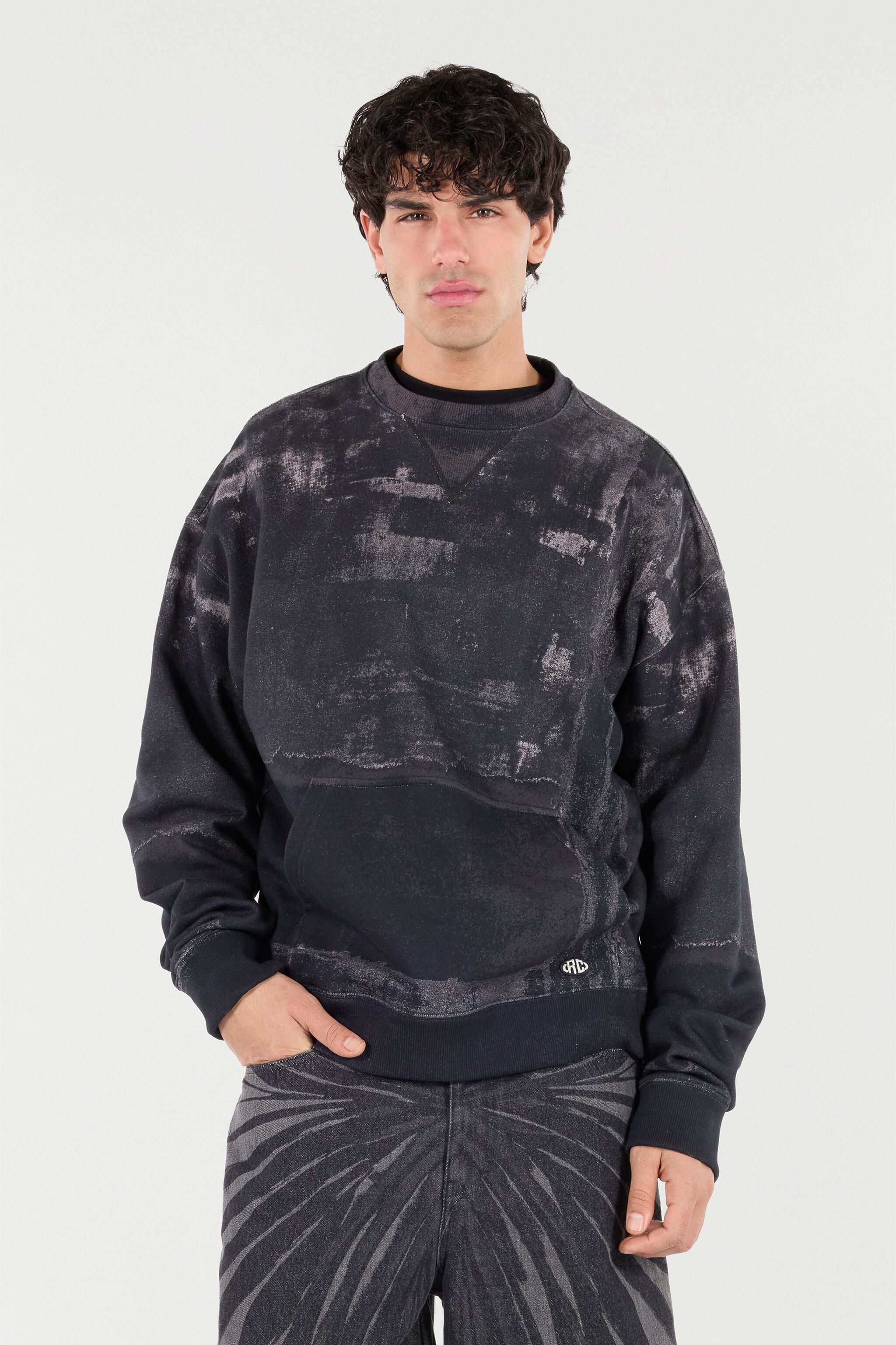 RC Used Dégradé Effect Sweatshirt Black VNT68B-FOP69