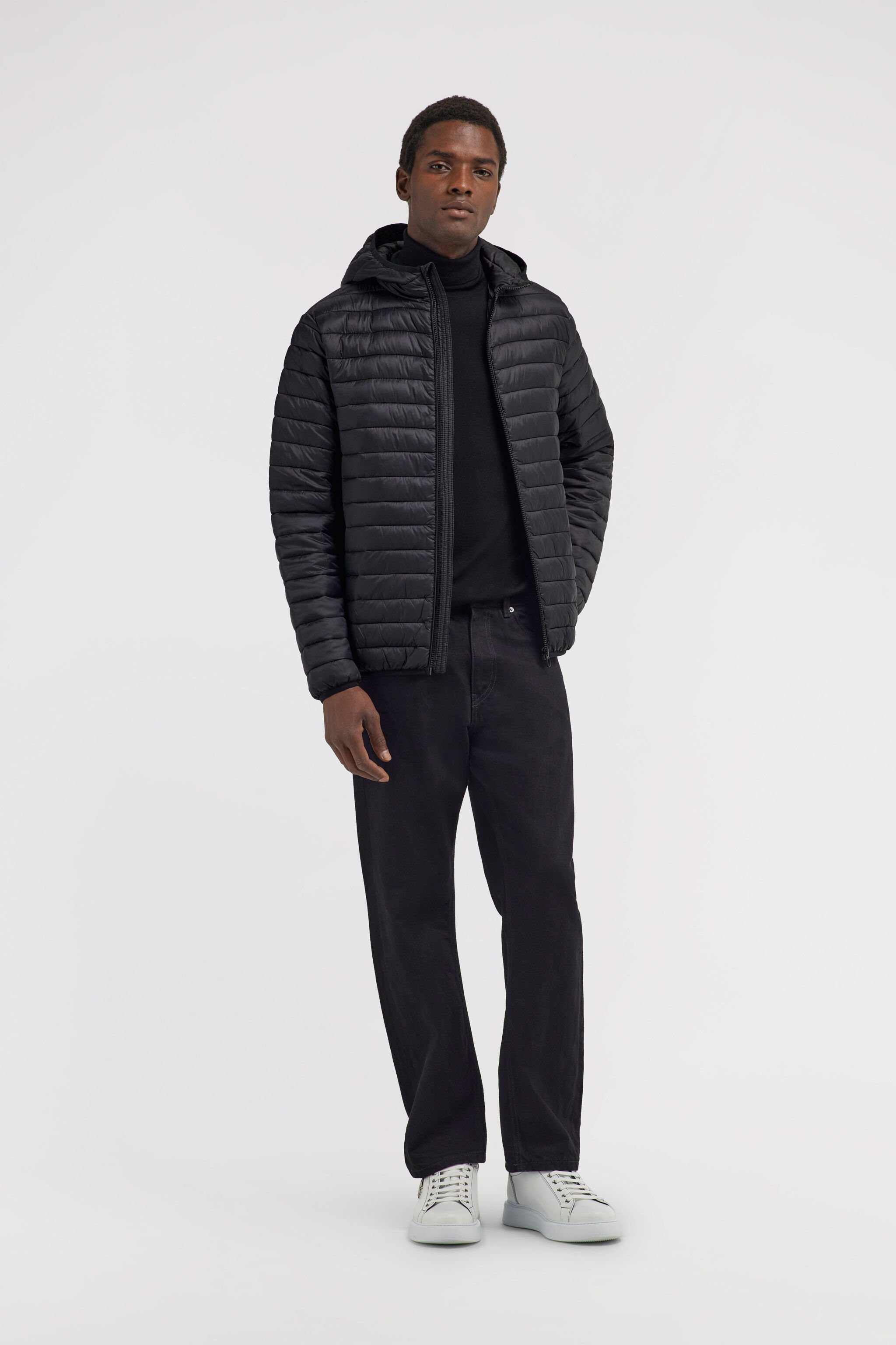 RC Logo RC Outwear Black OOT40H-SB001
