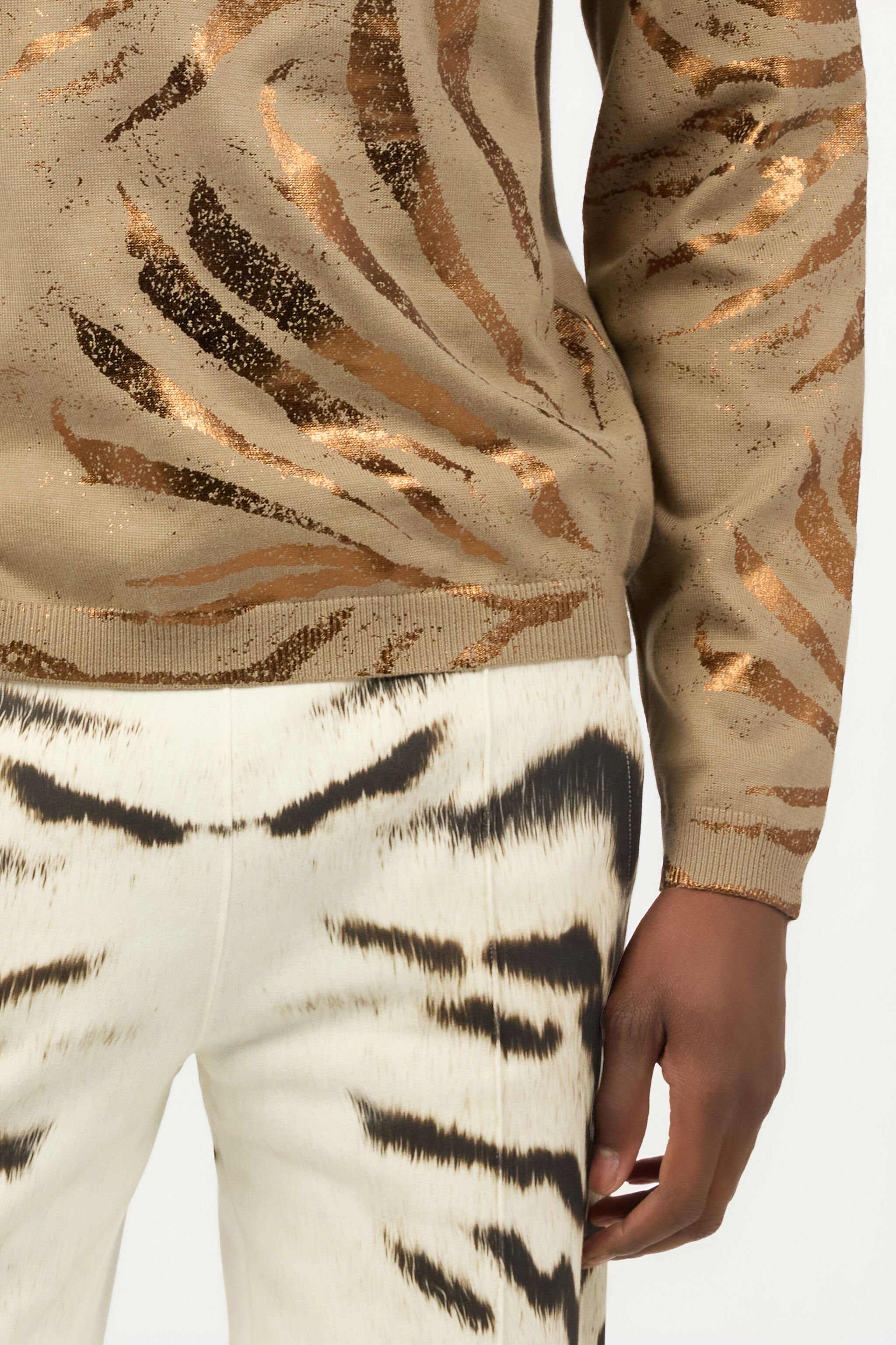 RC Maglia Con Motivo Tiger Skin Dorato Marrone chiaro URM609-MGC10