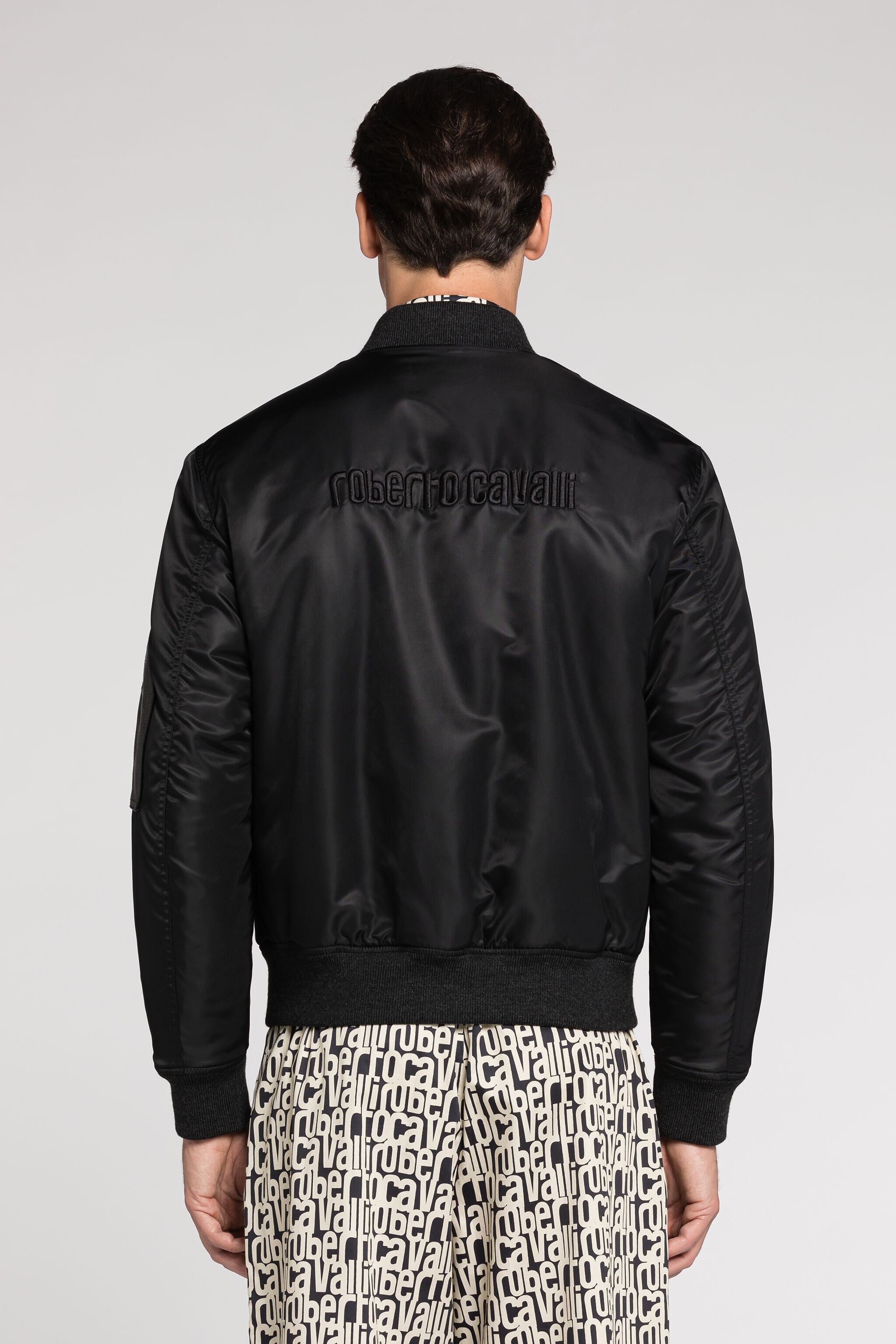 RC Bomber con logotipo bordado Negro RRT406-SB084