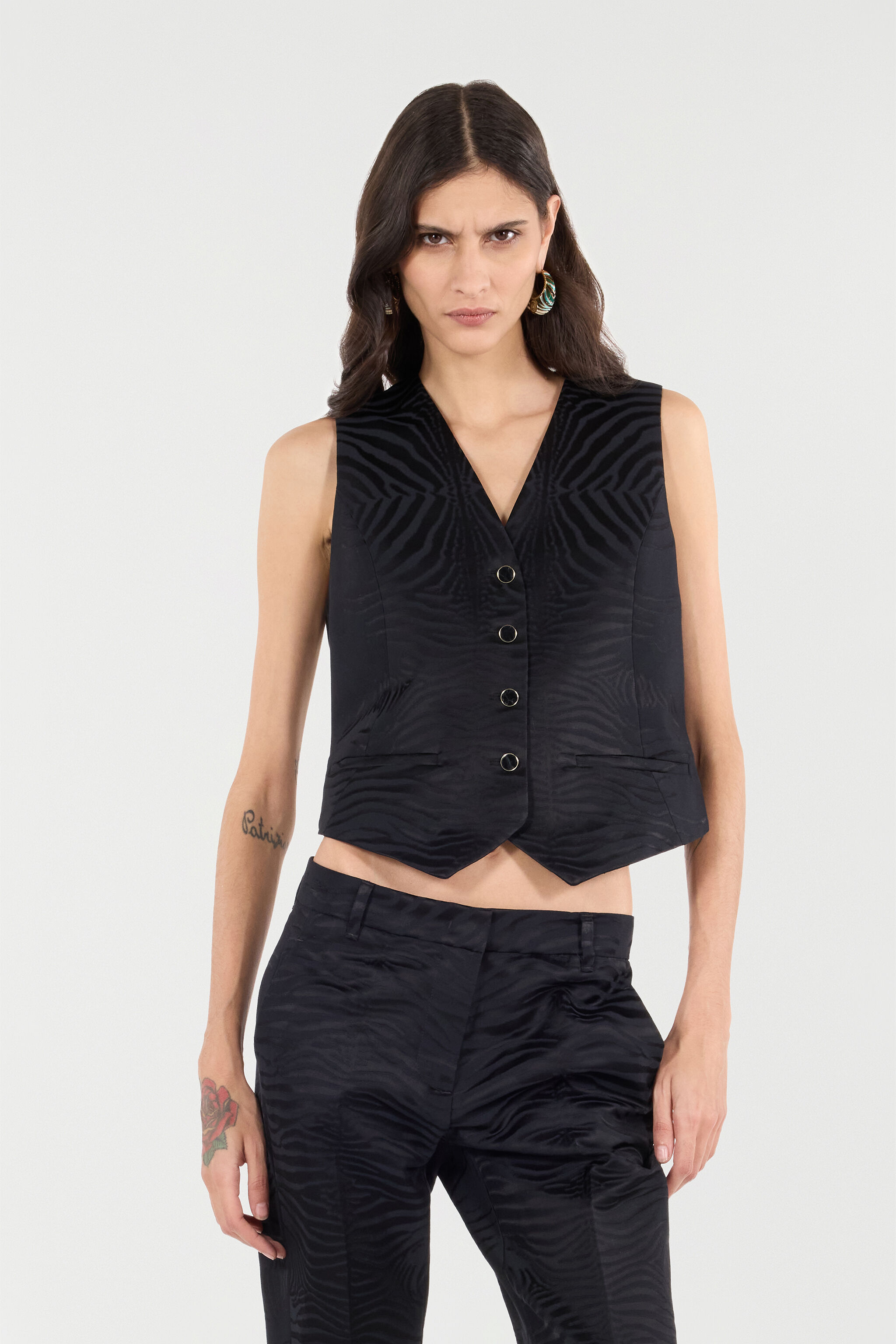 RC Vest With Solid-Color Tiger Skin Design Black UKT614-TJ033