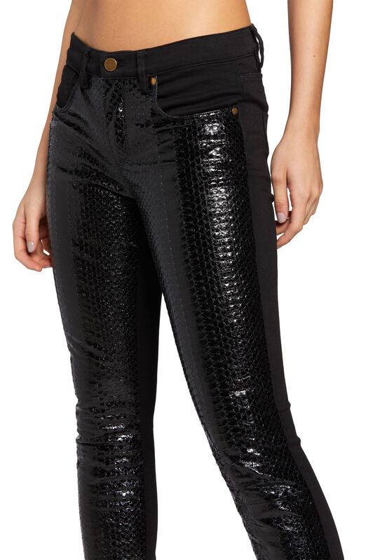 RC Skinny Jeans mit Einsatz in Python-Optik Schwarz MQJ212-DN003
