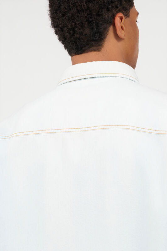 RC Camisa Vaquera Azul Claro Con Costuras En Contraste RC Camisa Vaquera Azul Claro Con Costuras En Contraste ENDLESS SKY WNJ72B-DL014