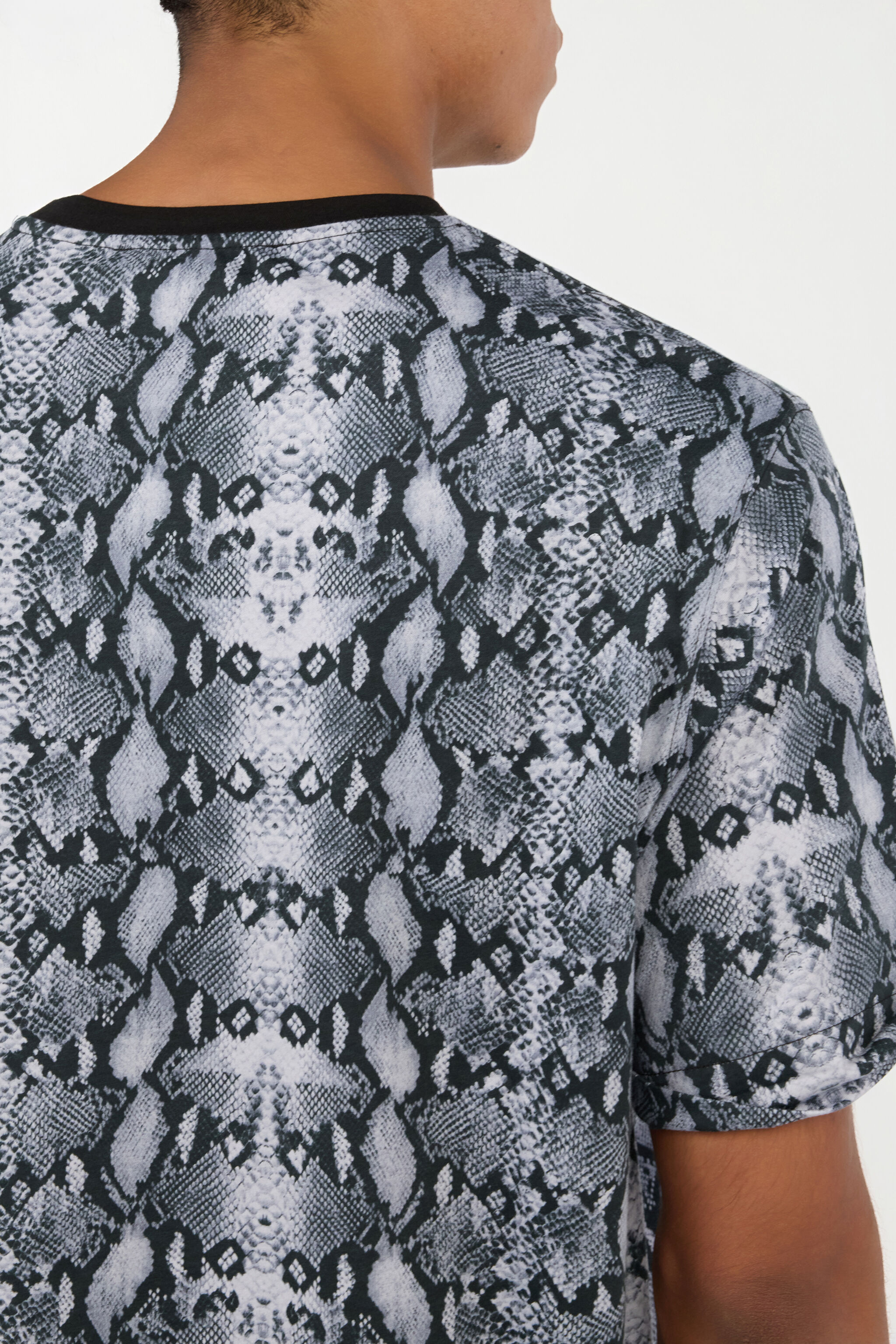 RC Python Print T-Shirt BLACK QOT62C-JFR25