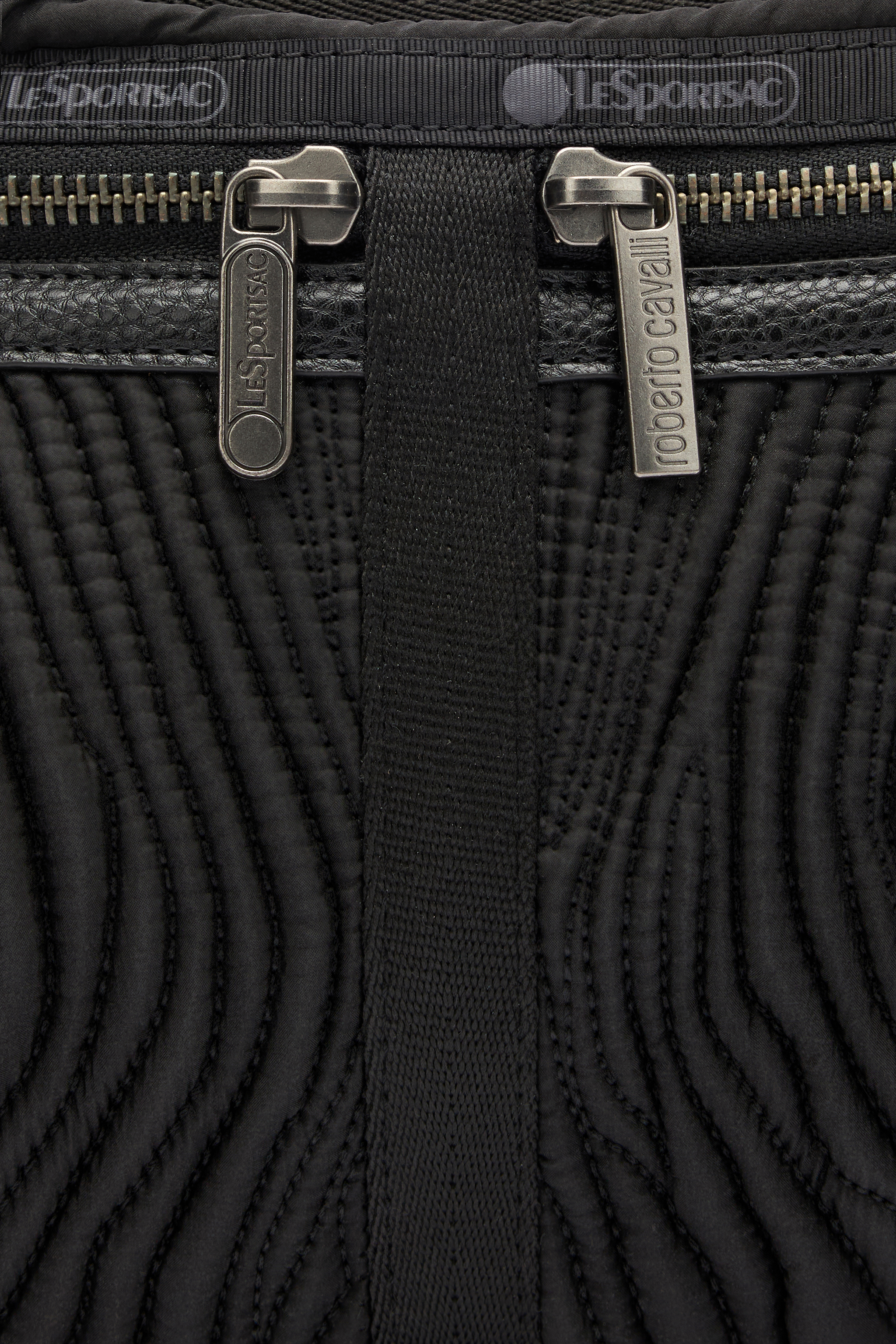 Roberto Cavalli Torino Matelasse Bag In Black