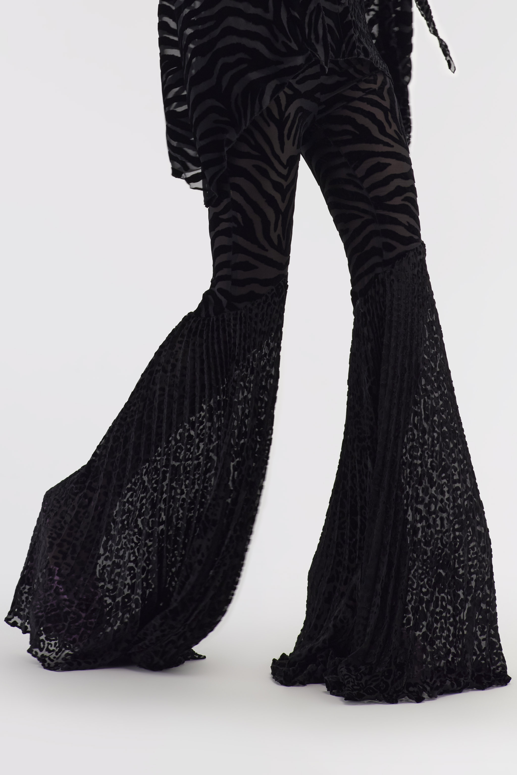 Roberto Cavalli Velvet Pants With Ray Of Gold Print In Black
