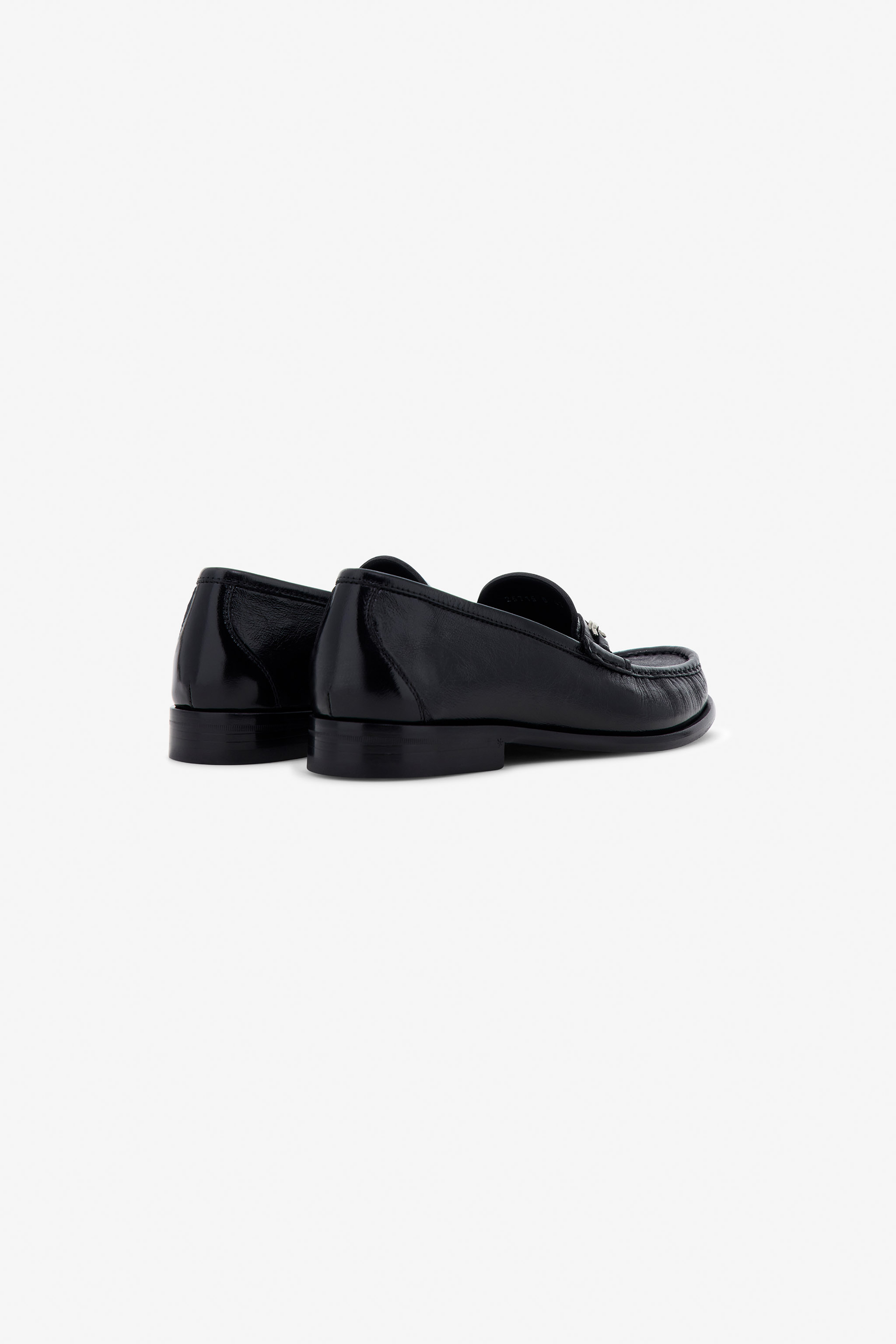 Roberto Cavalli Chain-embellished Loafers In Black