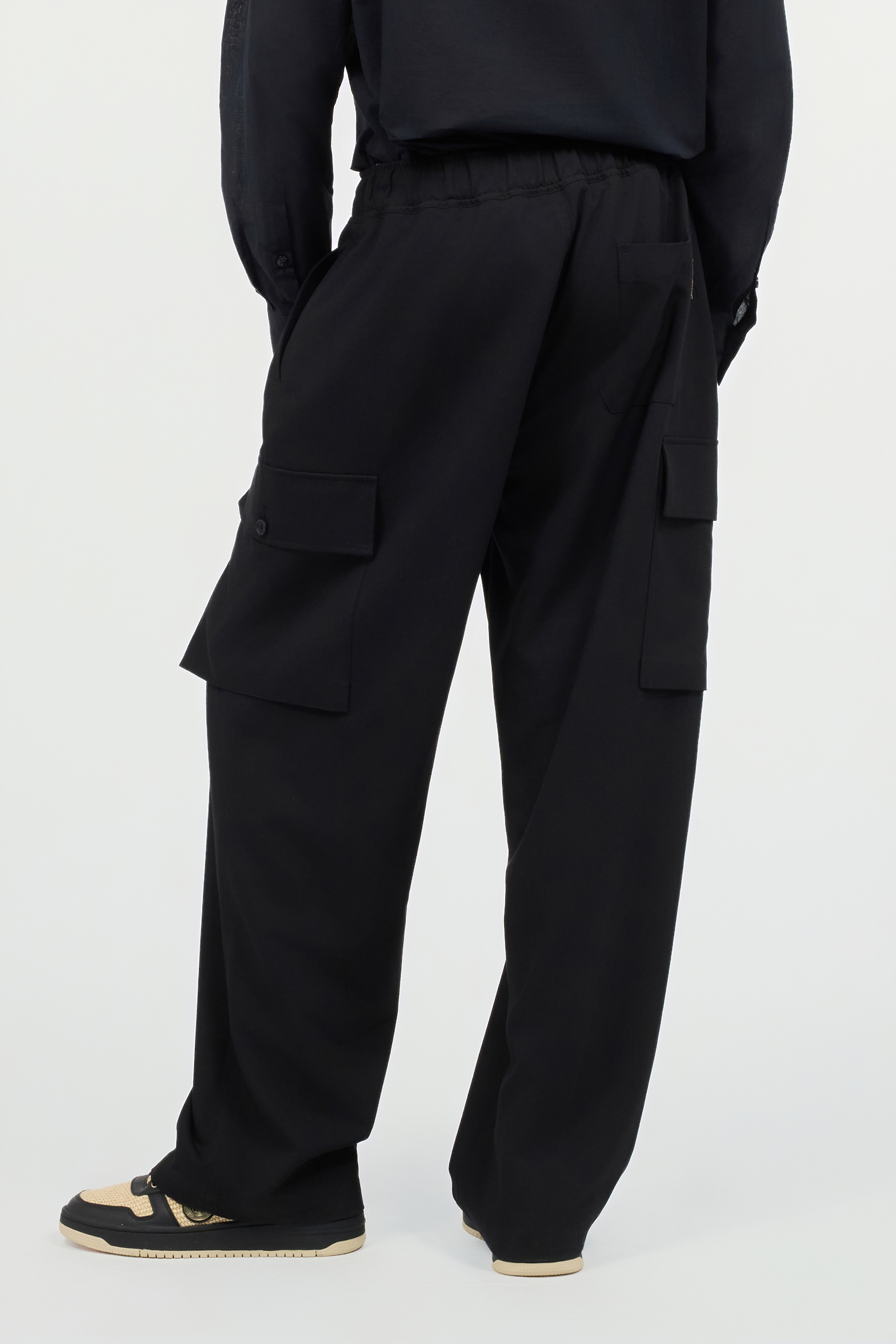 Pants With Cargo Pockets