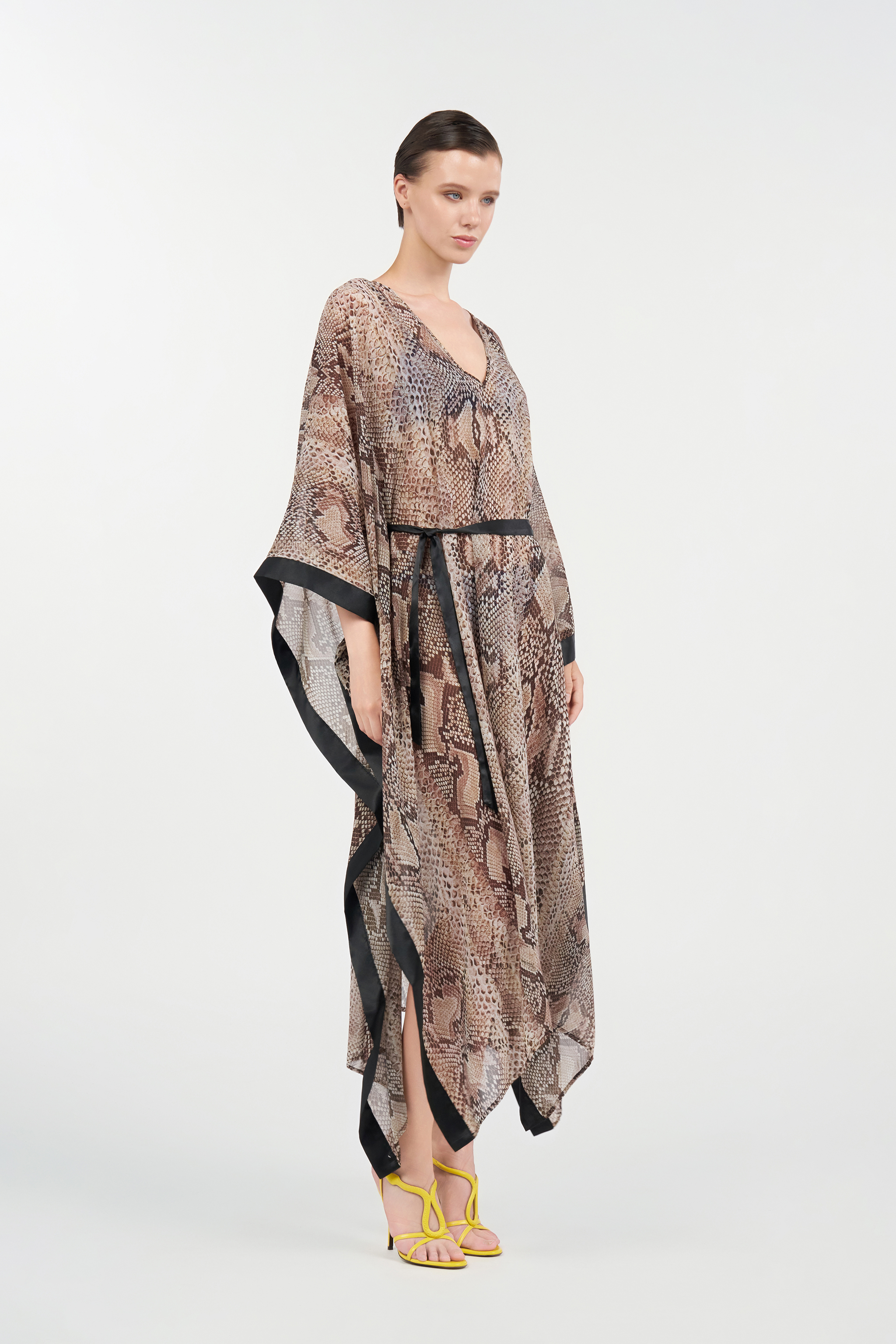  Roberto Cavalli Python Print Kaftan - Female Ready To Wear Python Unica 