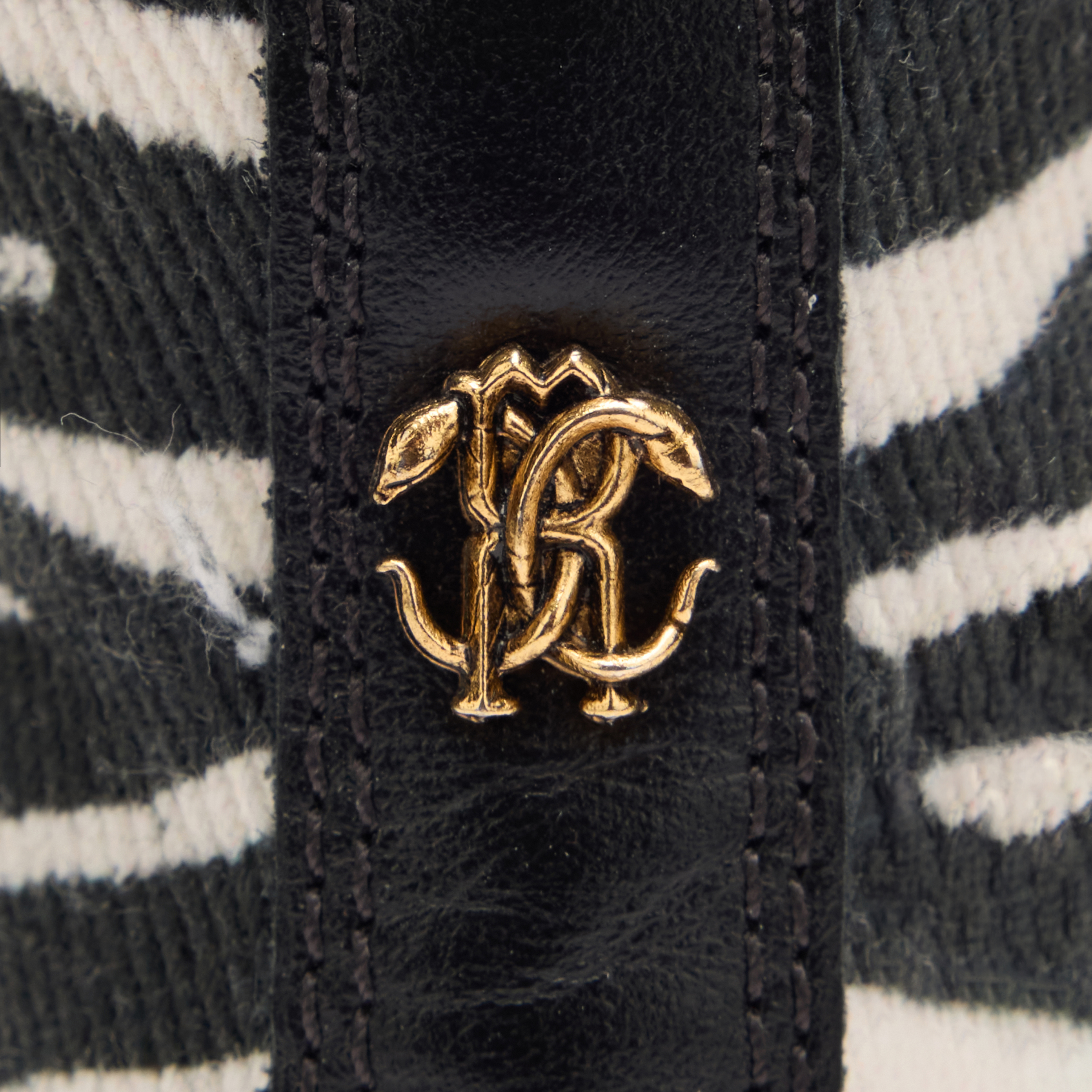 Roberto Cavalli Sneakers Mit Print In Black/white