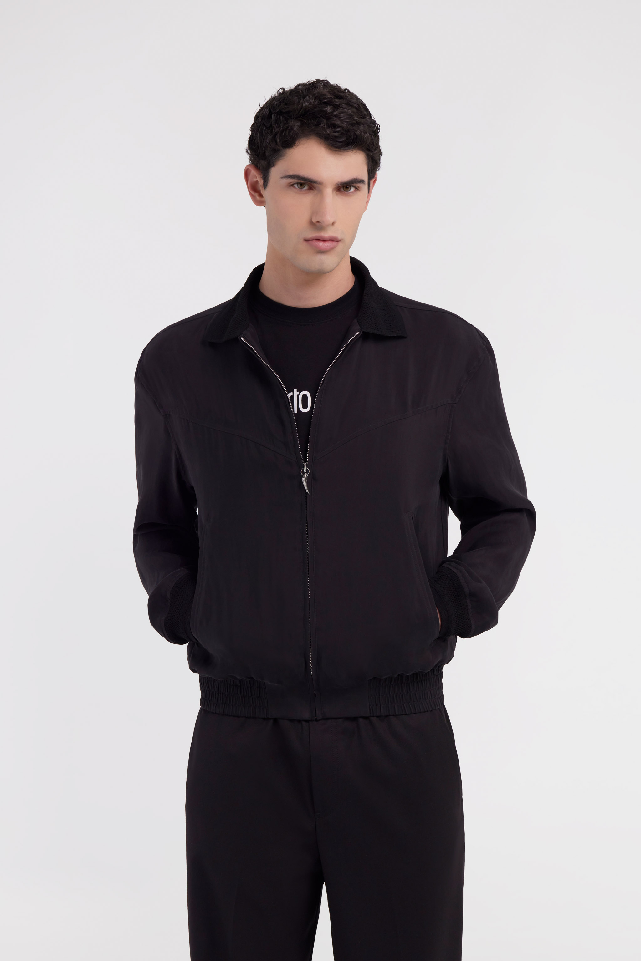 Shop Roberto Cavalli Schwarze Bomberjacke In Black