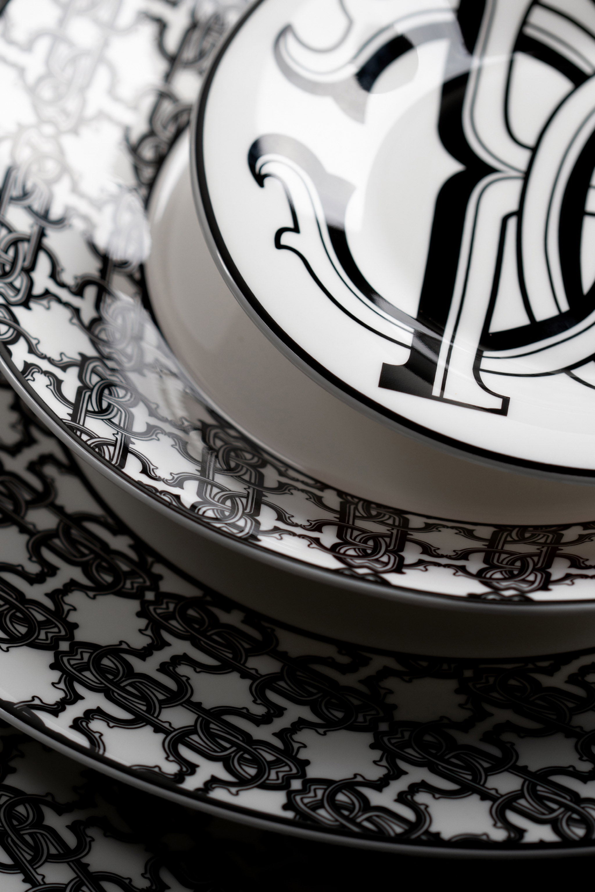  Roberto Cavalli Monogram Black 2 Dinner Plates Set -  Plates Unica 