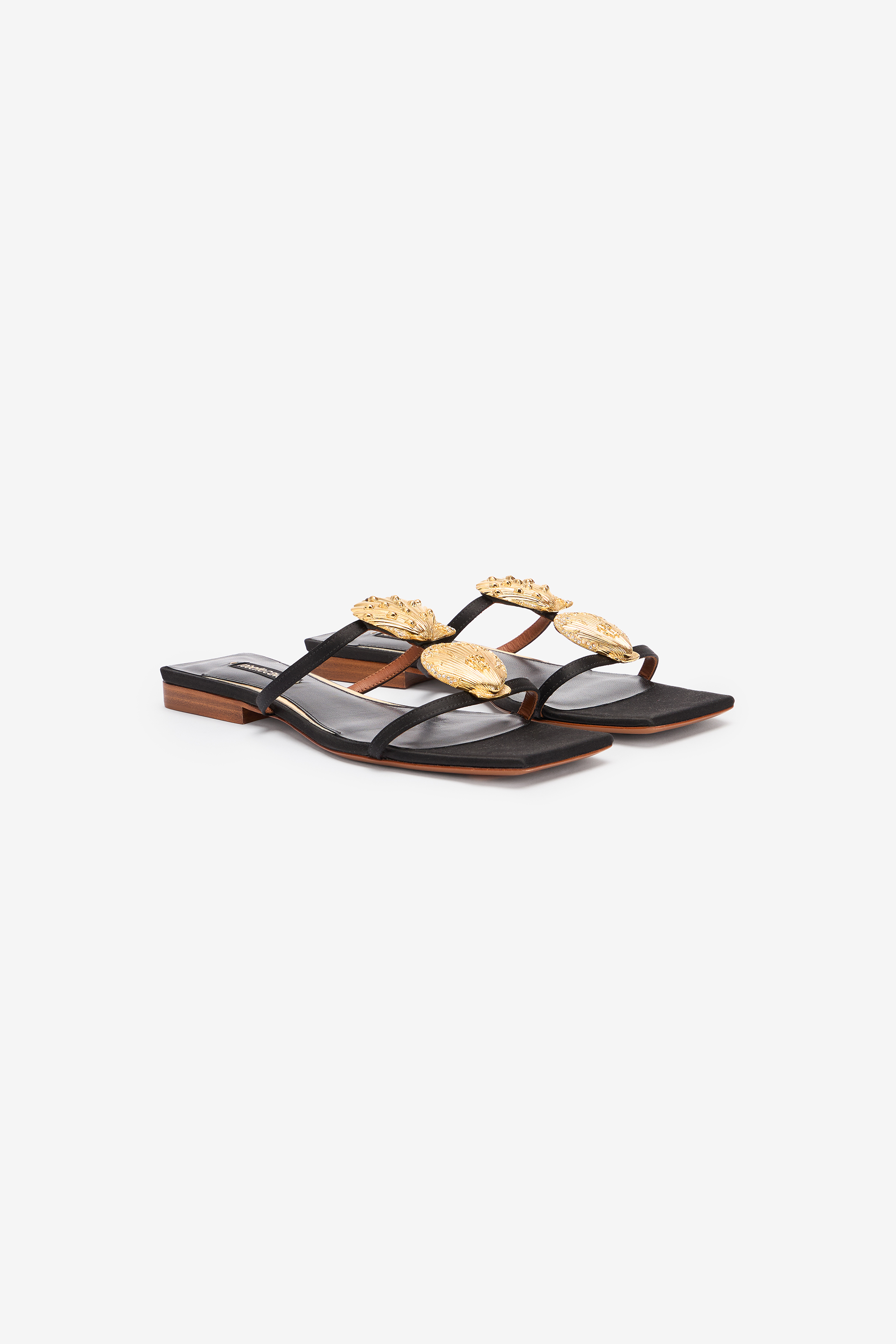 ROBERTO CAVALLI FLACHE SANDALEN MIT GOLDENEN MUSCHELN