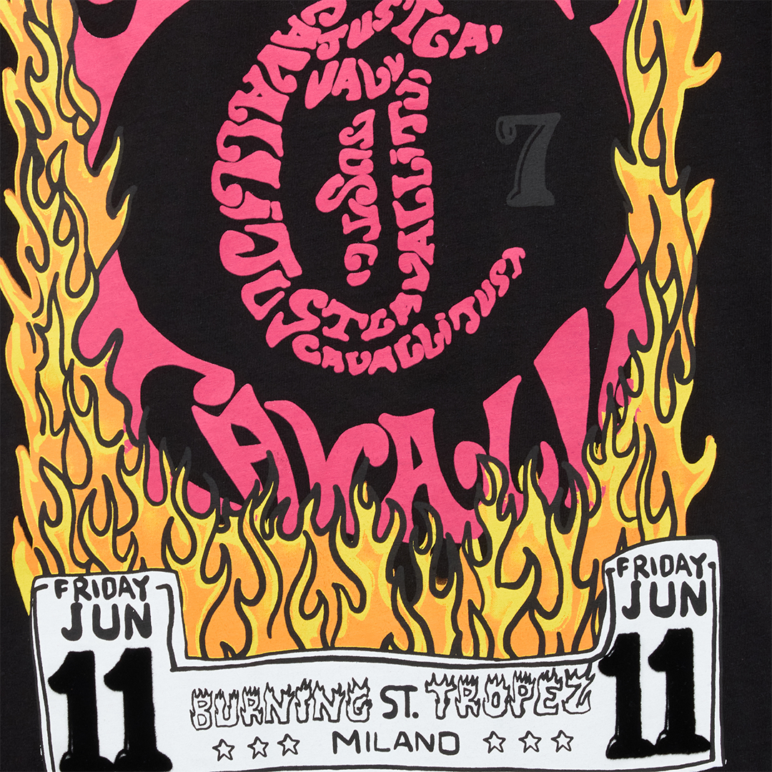 T-Shirt With Custom Print