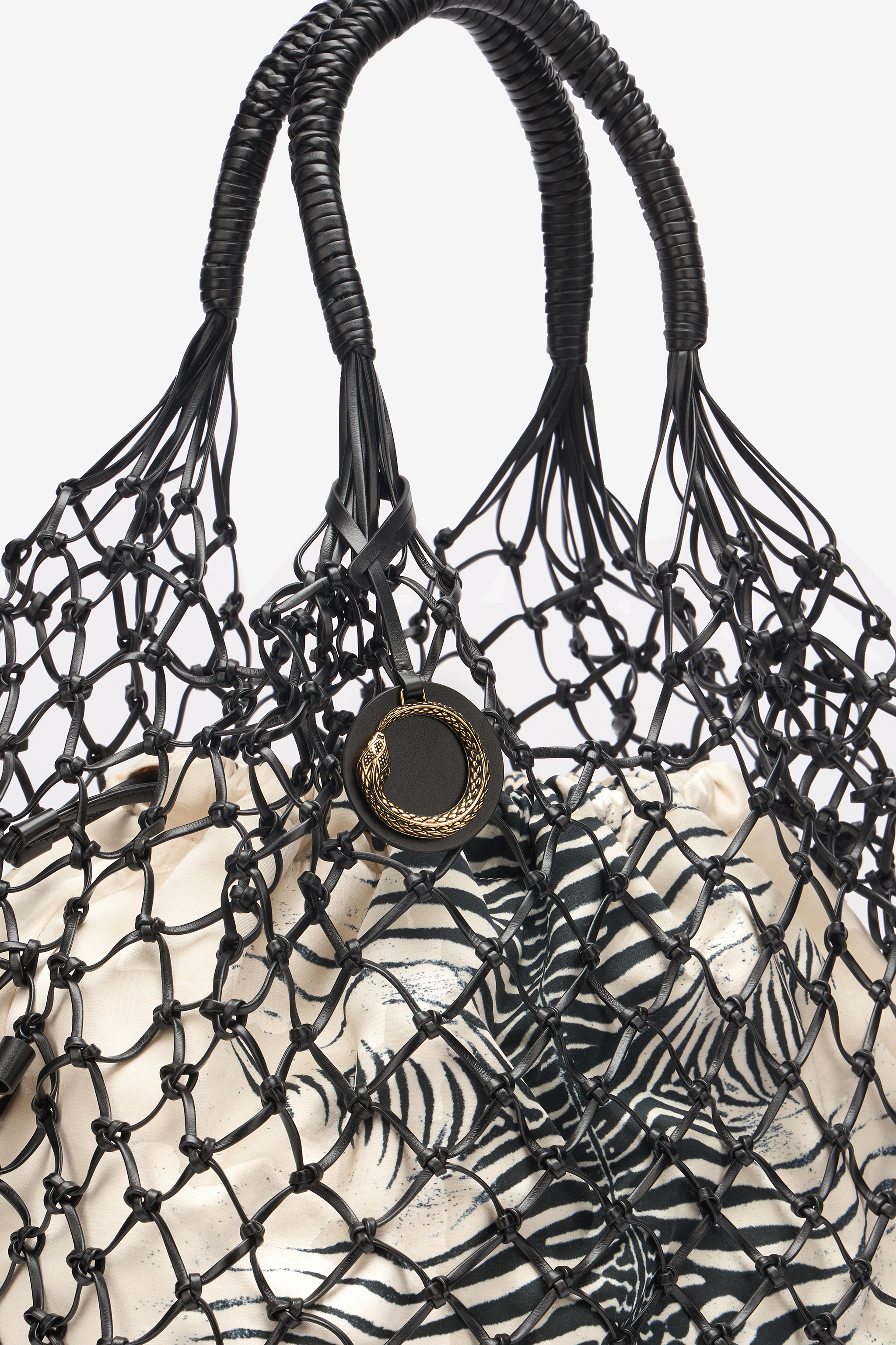 Shop Roberto Cavalli Tasche Mit Netzgewebe Und Mini-print Zebra In Nero/oro