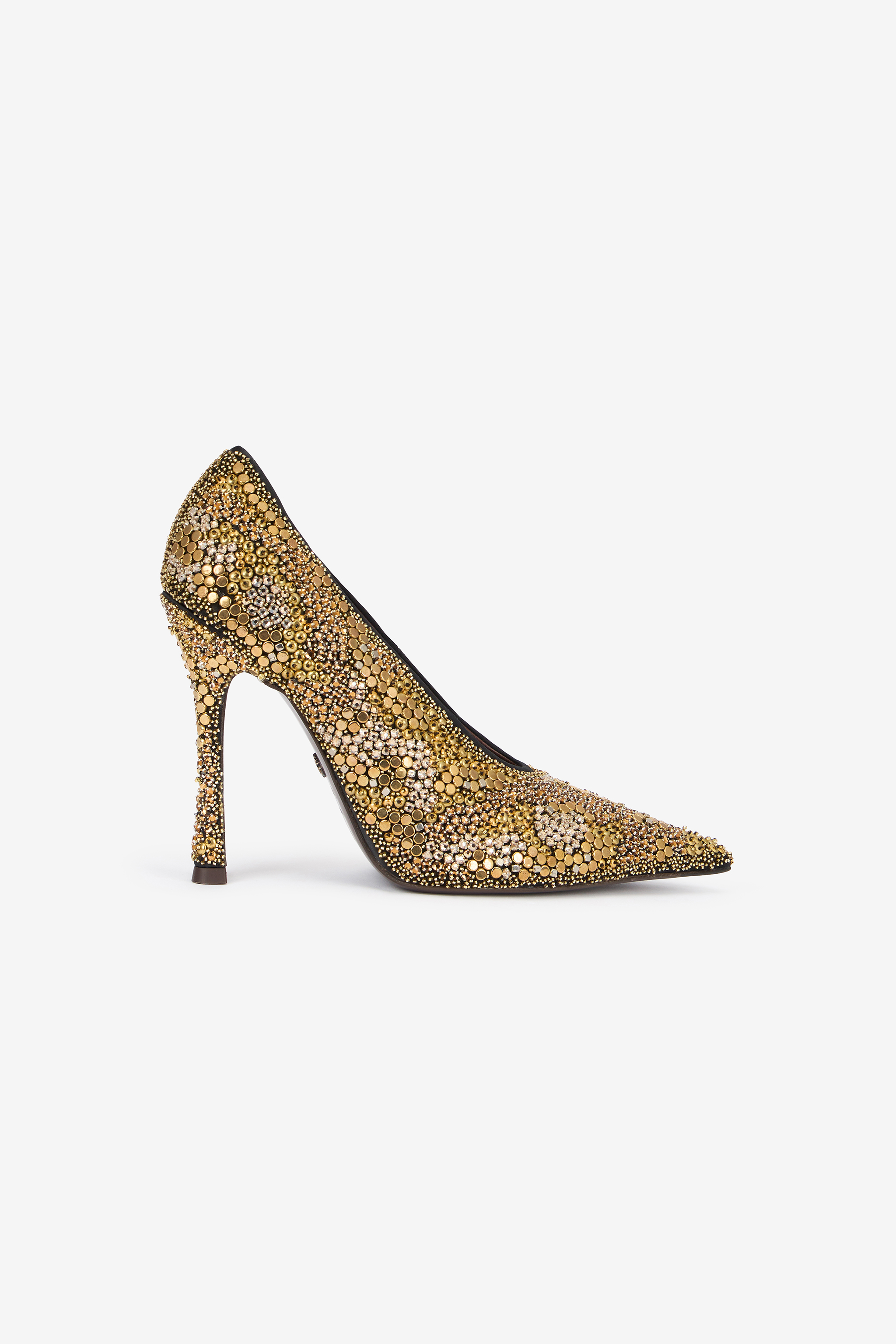 Roberto Cavalli Pointed Embellished Pumps In Gold