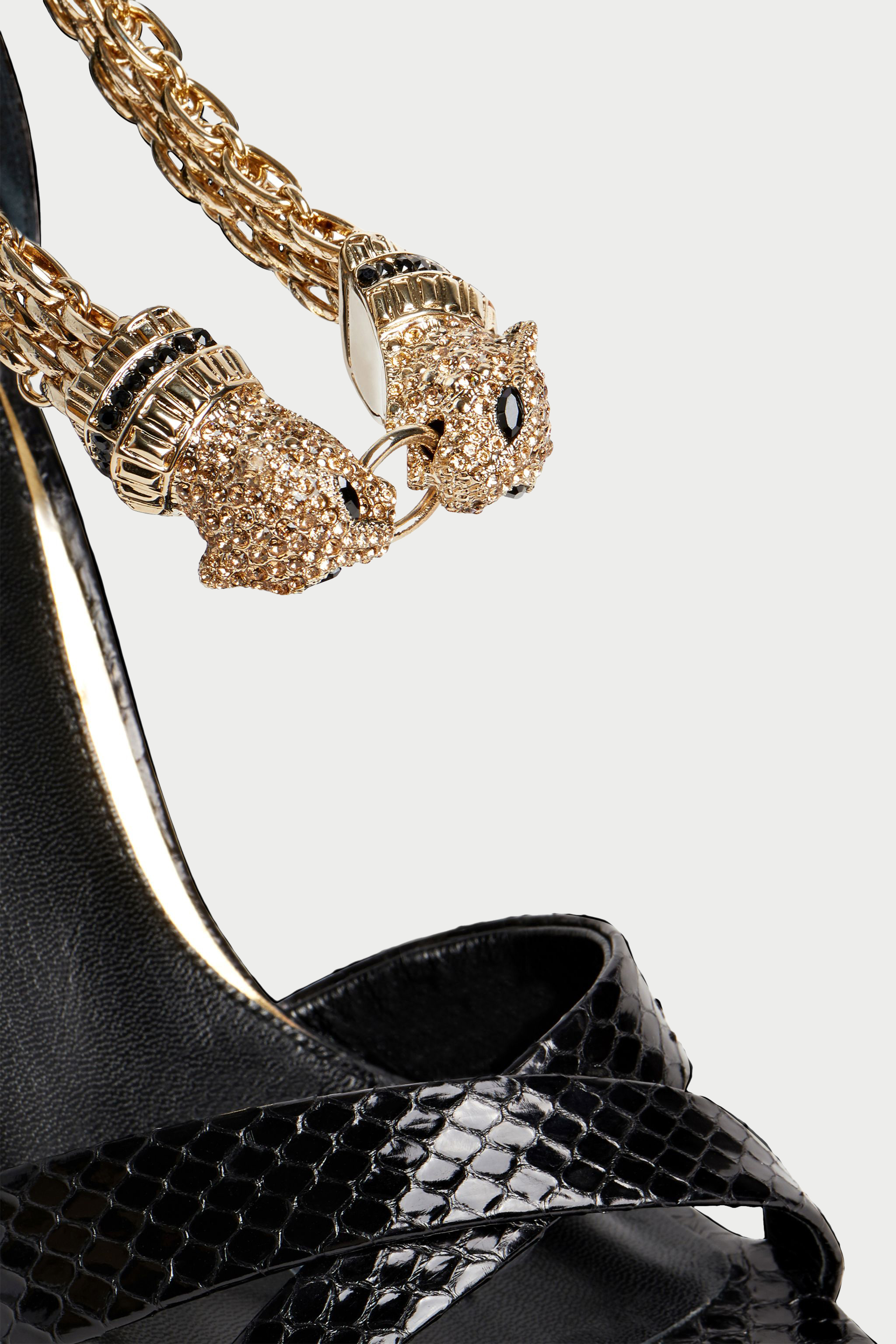 ROBERTO CAVALLI SANDALEN MIT PANTHERKOPF 