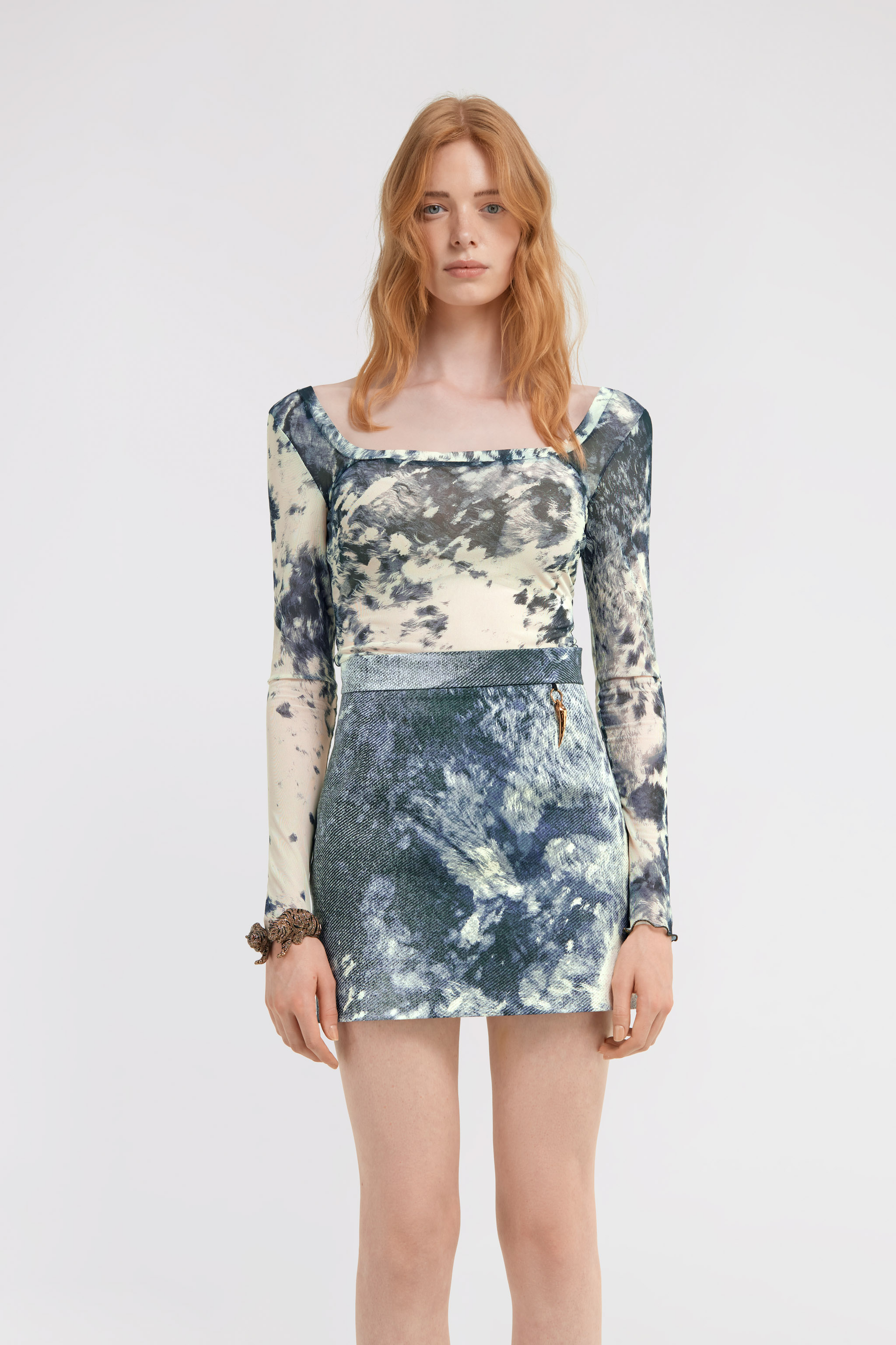 Shop Roberto Cavalli Top Mit Appaloosa-print In Blue